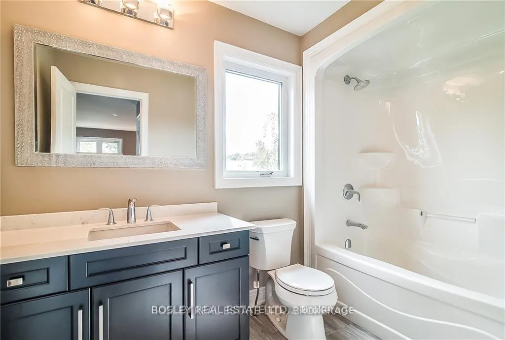 Photo 24 of 6168 Curlin Crescent, Niagara Falls, Forestview — HOMEH