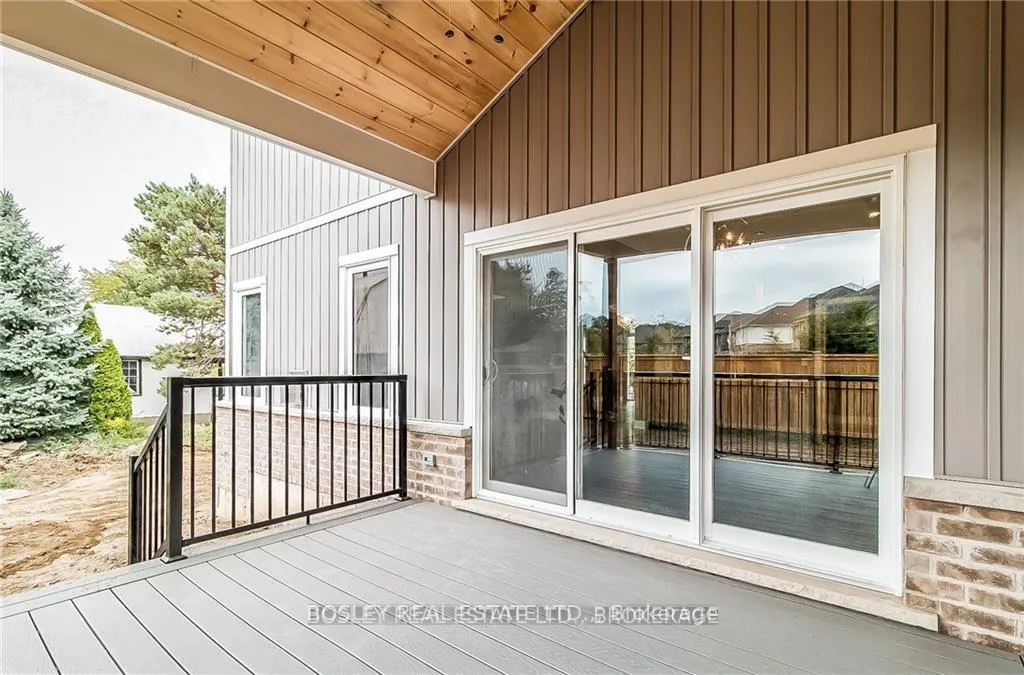 Photo 28 of 6168 Curlin Crescent, Niagara Falls, Forestview — HOMEH