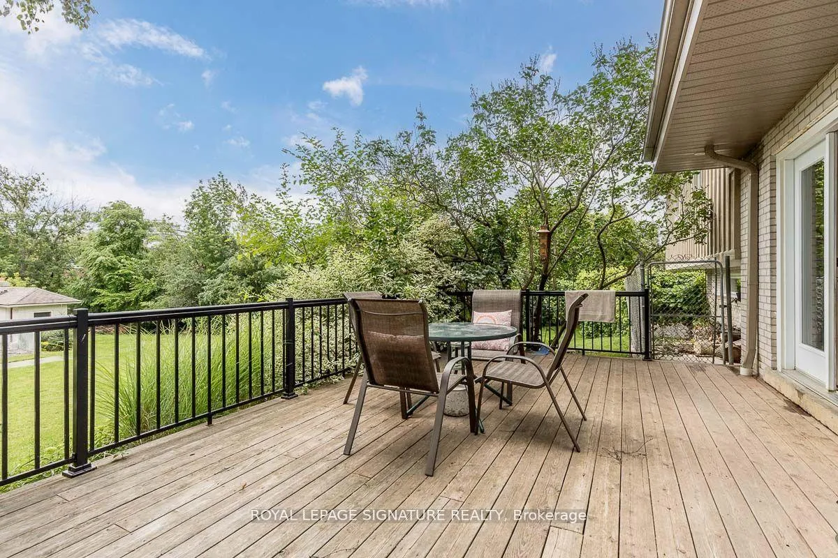Photo 16 of 83 Sylvadene Parkway, Vaughan, East Woodbridge — HOMEH