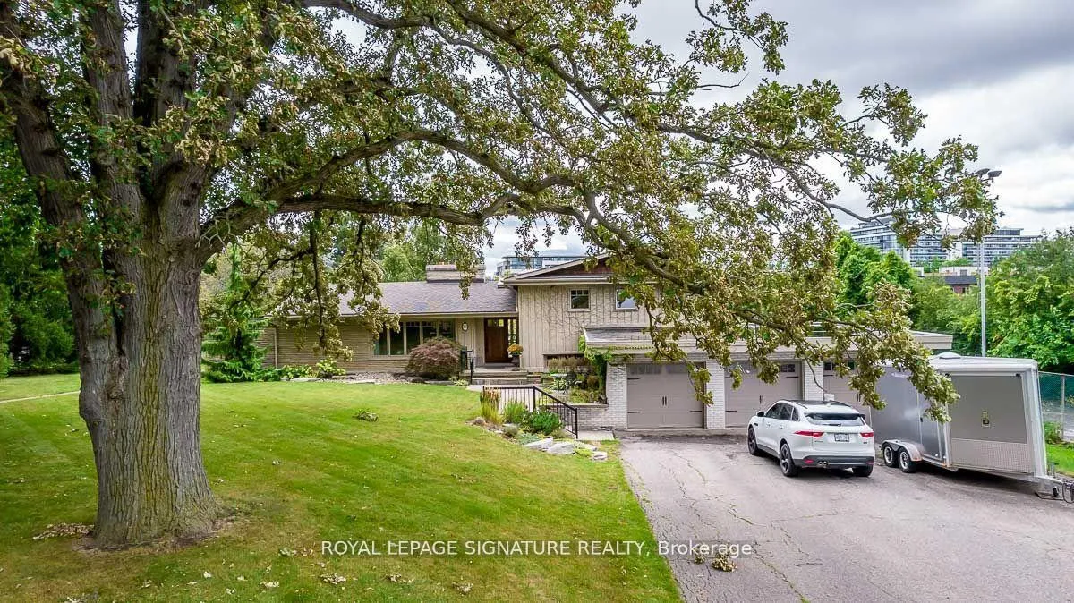 Photo 25 of 83 Sylvadene Parkway, Vaughan, East Woodbridge — HOMEH