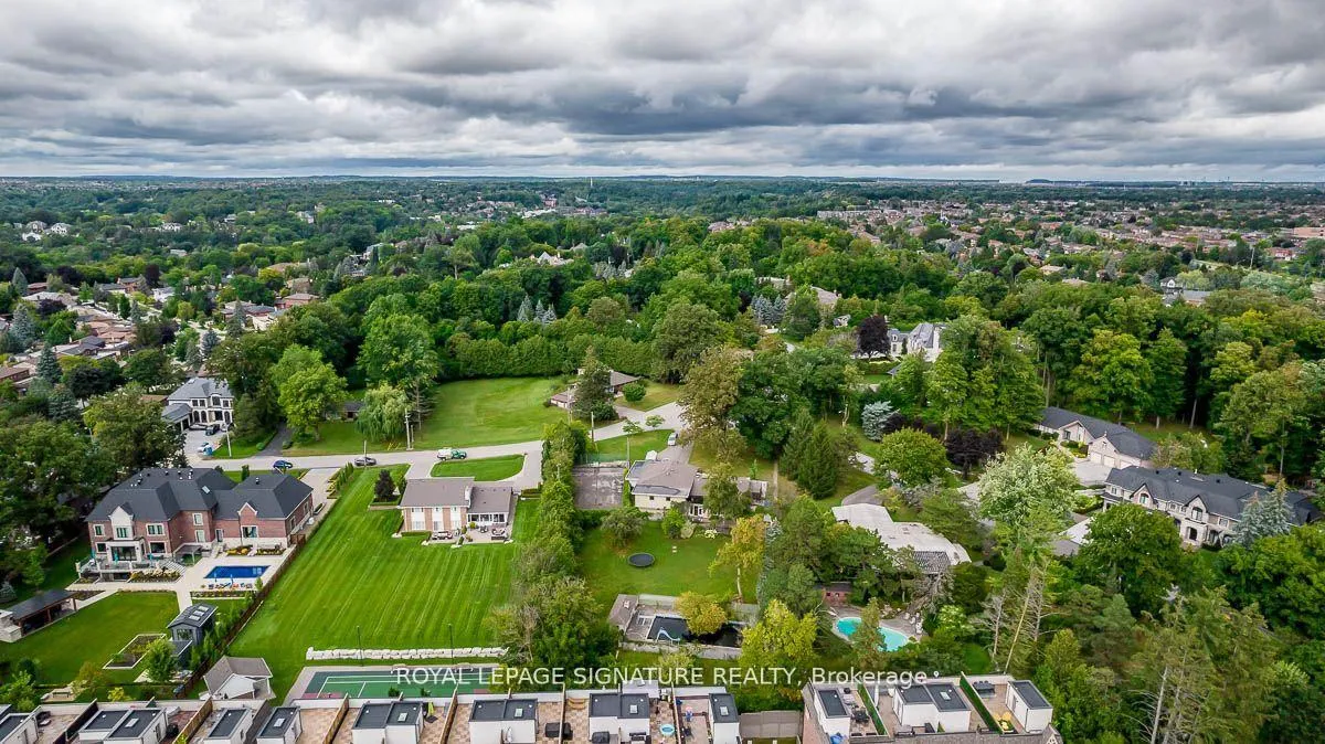 Photo 32 of 83 Sylvadene Parkway, Vaughan, East Woodbridge — HOMEH