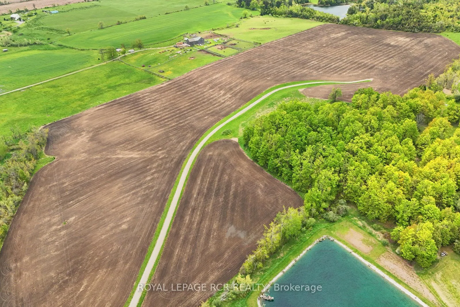 Photo 7 of 716582 1st Line E H S, Mulmur, Rural Mulmur — HOMEH