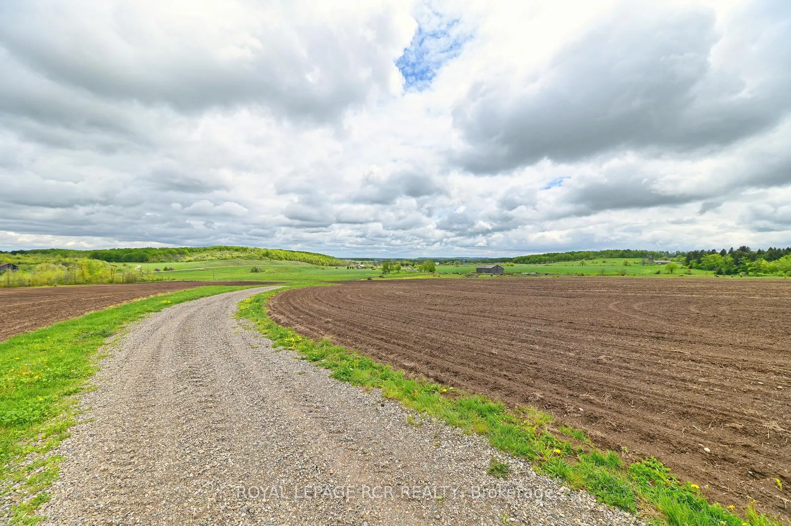 Photo 10 of 716582 1st Line E H S, Mulmur, Rural Mulmur — HOMEH