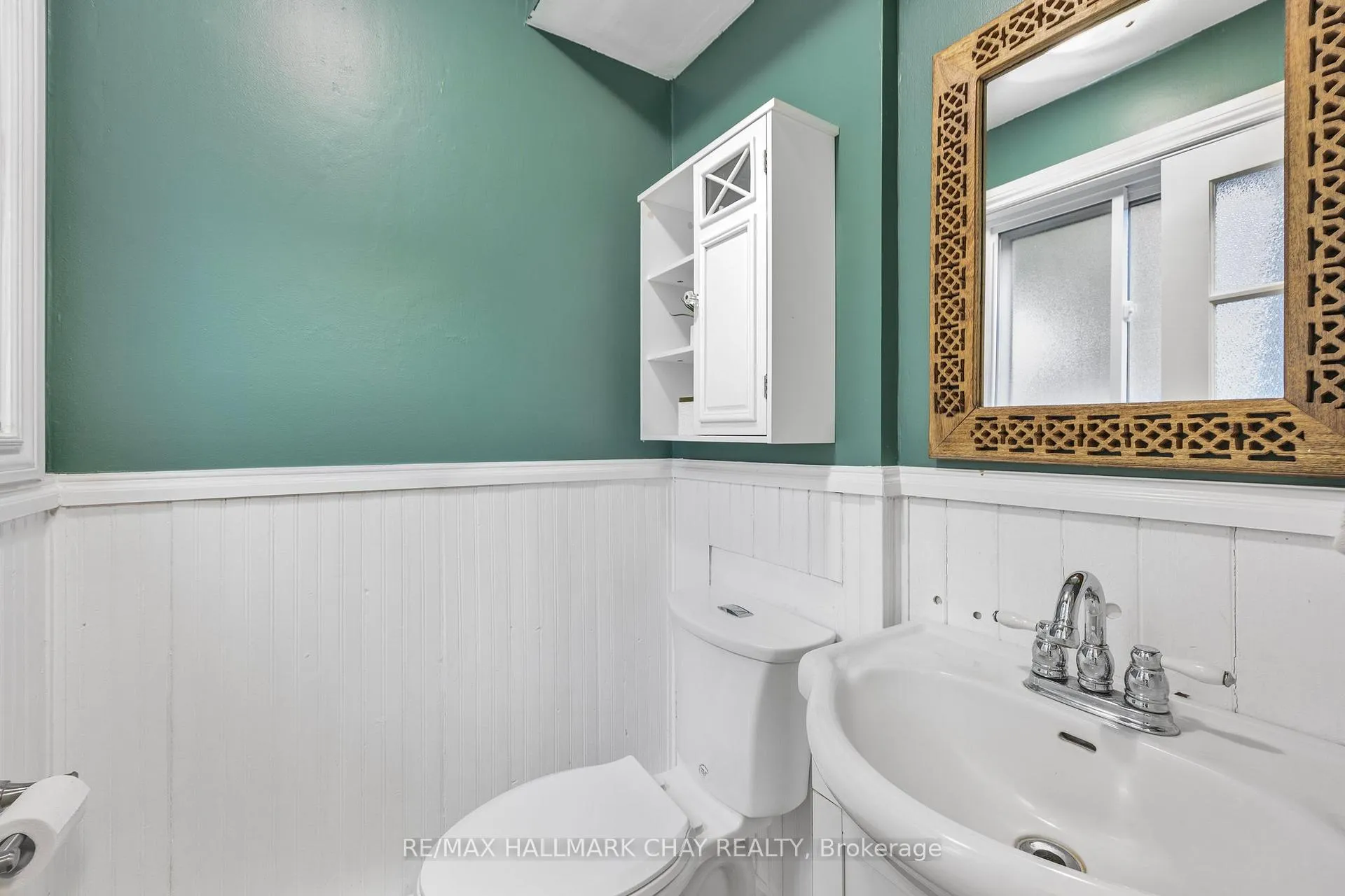 Photo 10 of 46 Farmingdale Crescent, Barrie, Cundles East — HOMEH