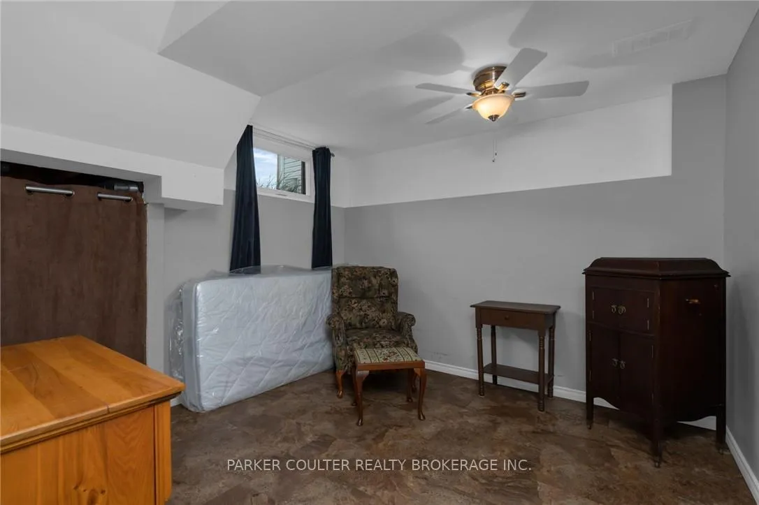 Photo 24 of 109 Copeman Crescent, Barrie, Painswick North — HOMEH