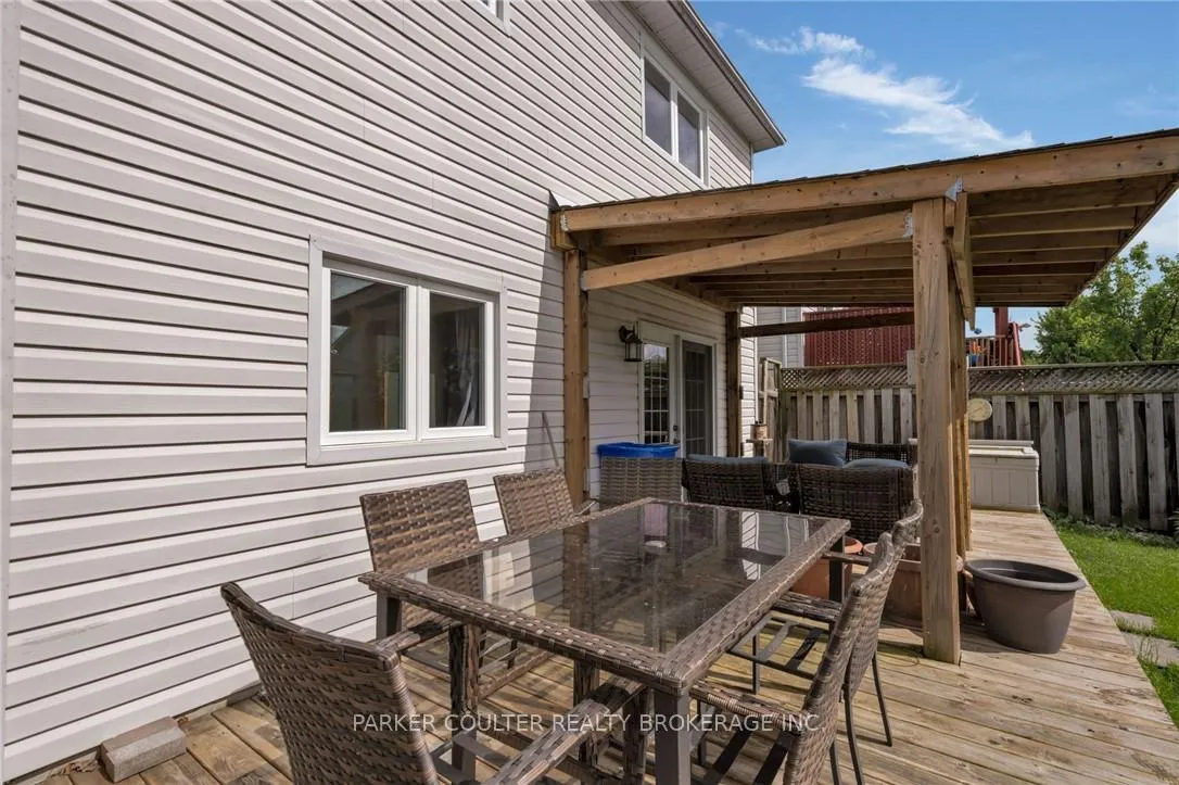 Photo 34 of 109 Copeman Crescent, Barrie, Painswick North — HOMEH