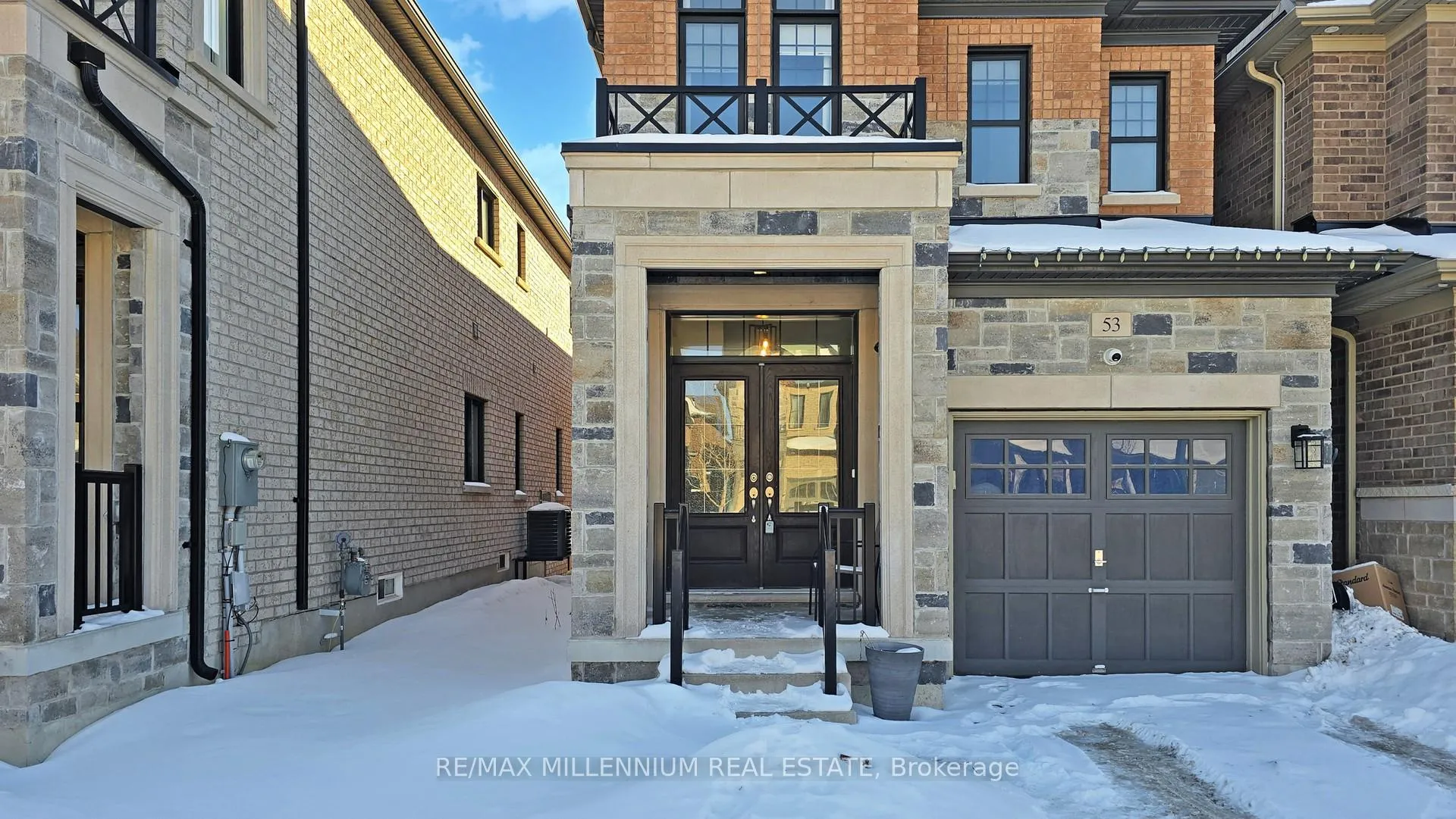Photo 2 of 53 Zenith Avenue, Vaughan, Kleinburg — HOMEH