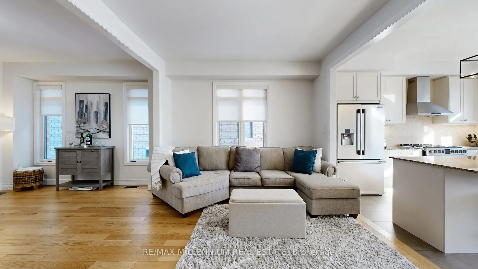 Photo 7 of 53 Zenith Avenue, Vaughan, Kleinburg — HOMEH