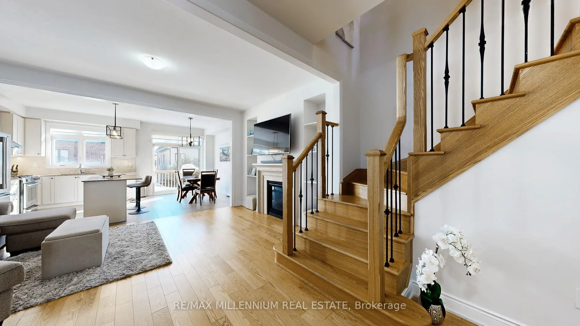 Photo 20 of 53 Zenith Avenue, Vaughan, Kleinburg — HOMEH