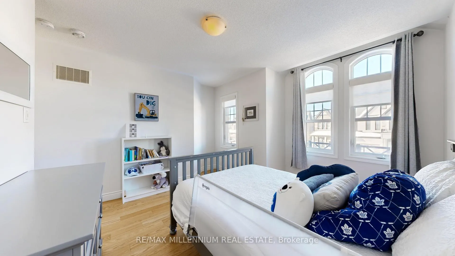 Photo 30 of 53 Zenith Avenue, Vaughan, Kleinburg — HOMEH