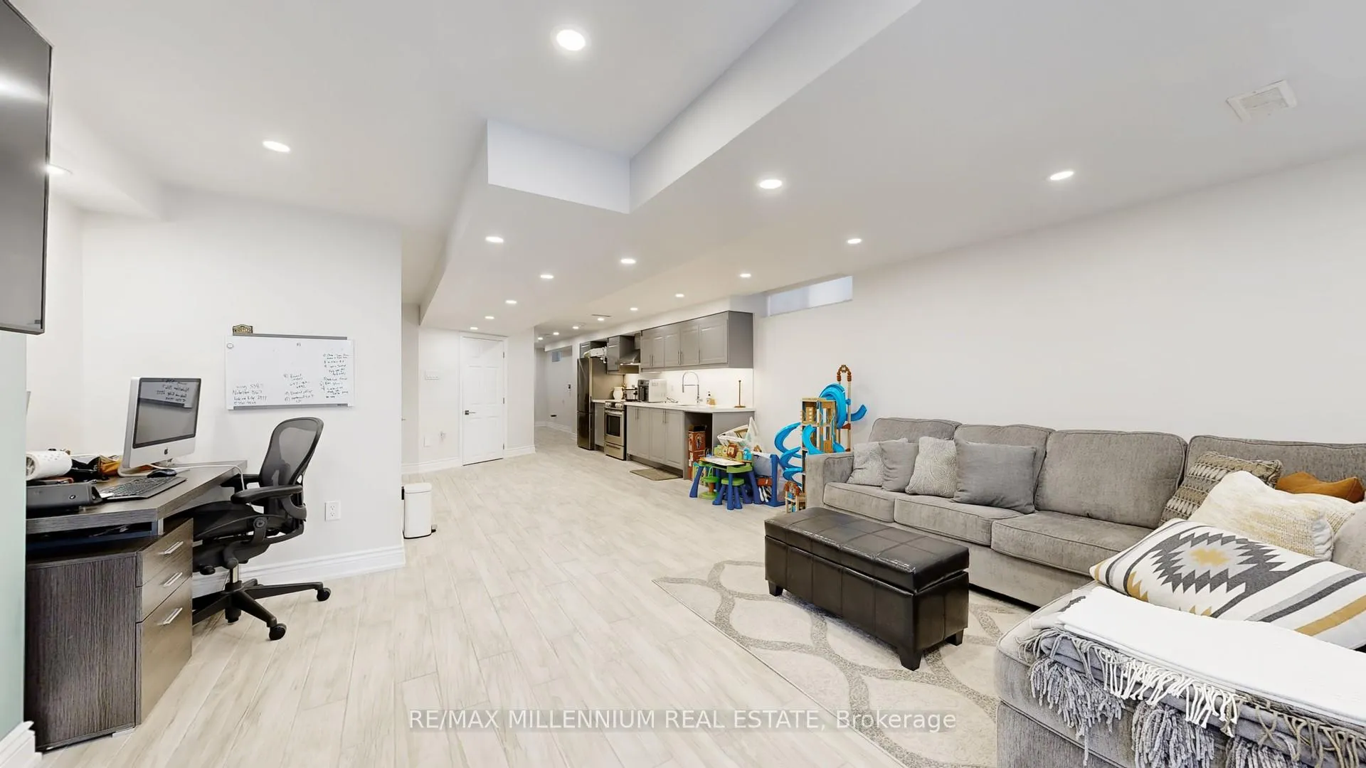 Photo 41 of 53 Zenith Avenue, Vaughan, Kleinburg — HOMEH