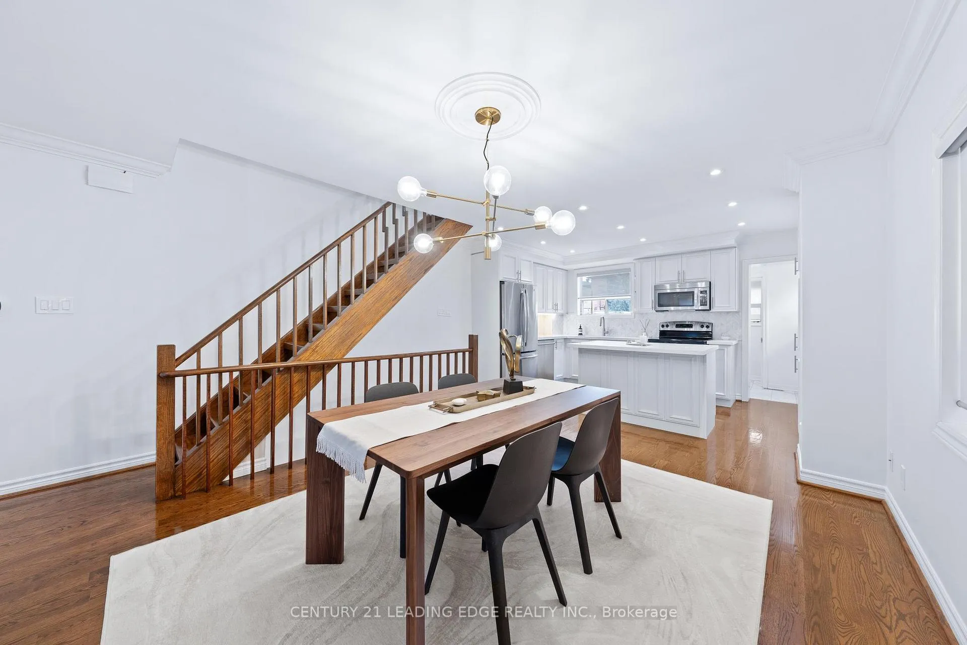 Photo 2 of 32 Mortimer Avenue, Toronto, Broadview North — HOMEH