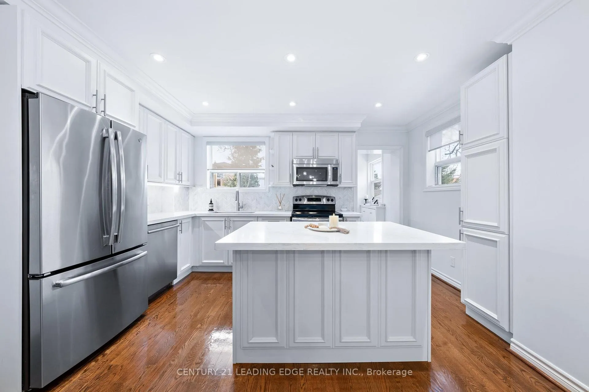 Photo 9 of 32 Mortimer Avenue, Toronto, Broadview North — HOMEH