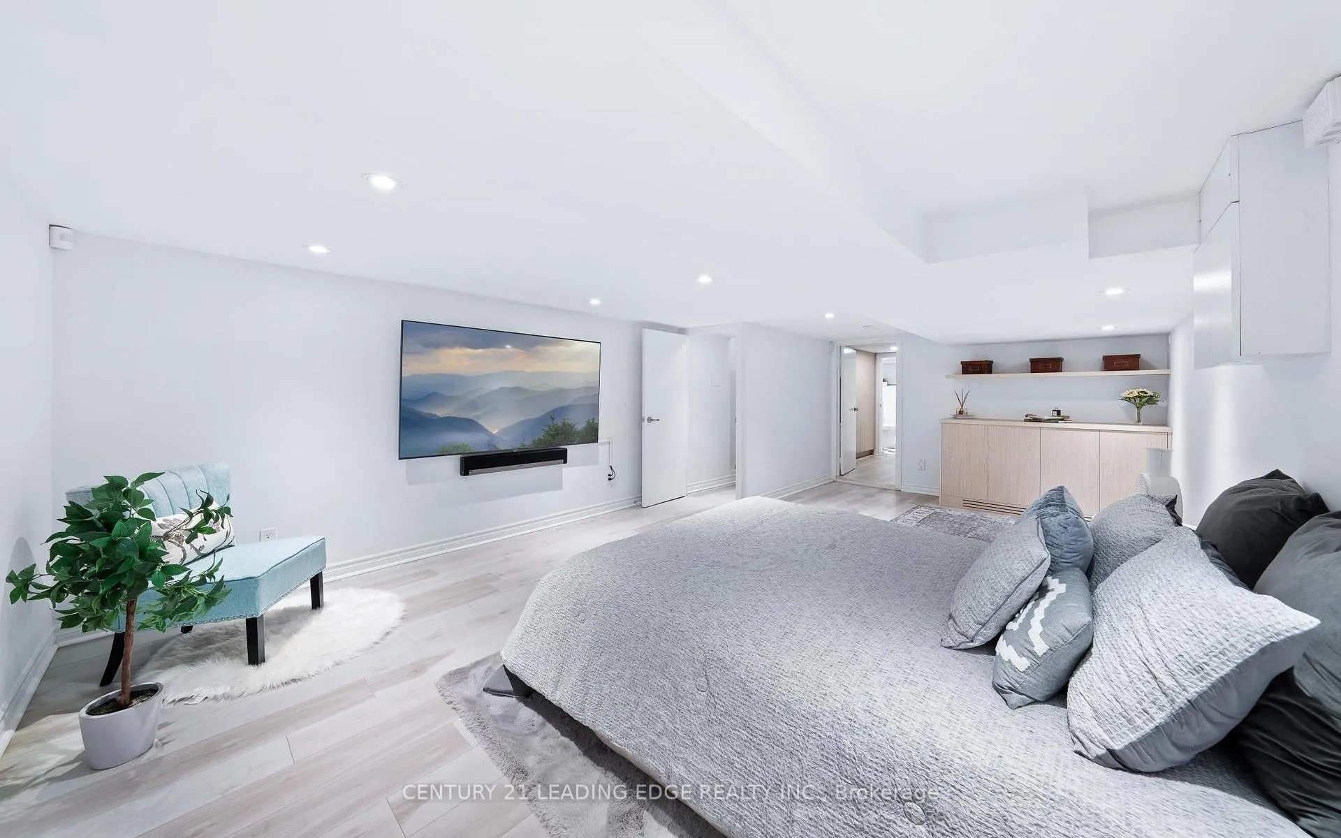 Photo 26 of 32 Mortimer Avenue, Toronto, Broadview North — HOMEH