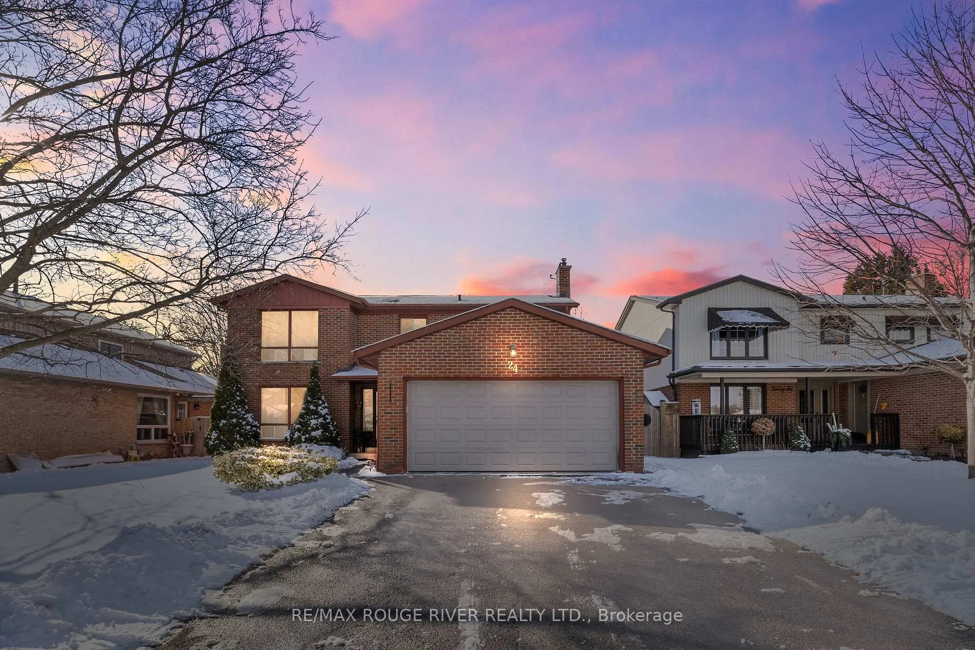 Photo 1 of 24 Carter Crescent, Whitby, Lynde Creek — HOMEH
