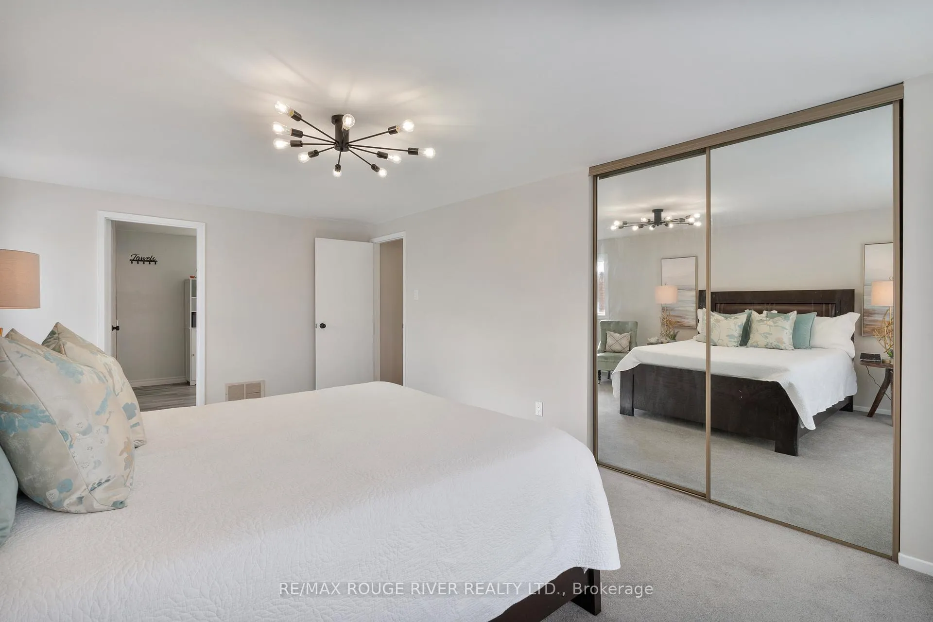 Photo 20 of 24 Carter Crescent, Whitby, Lynde Creek — HOMEH