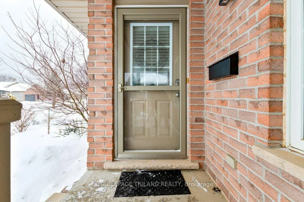 Photo 4 of 530 Highview Drive, St. Thomas — HOMEH
