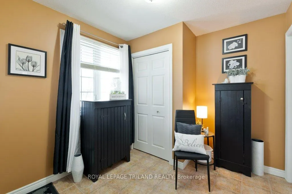 Photo 6 of 530 Highview Drive, St. Thomas — HOMEH