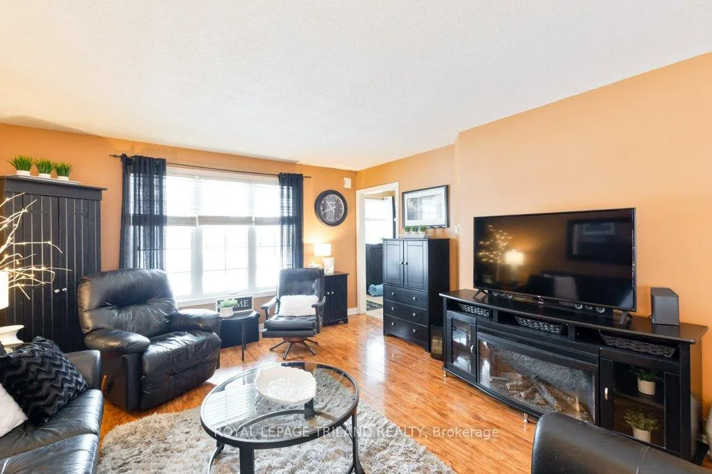 Photo 8 of 530 Highview Drive, St. Thomas — HOMEH
