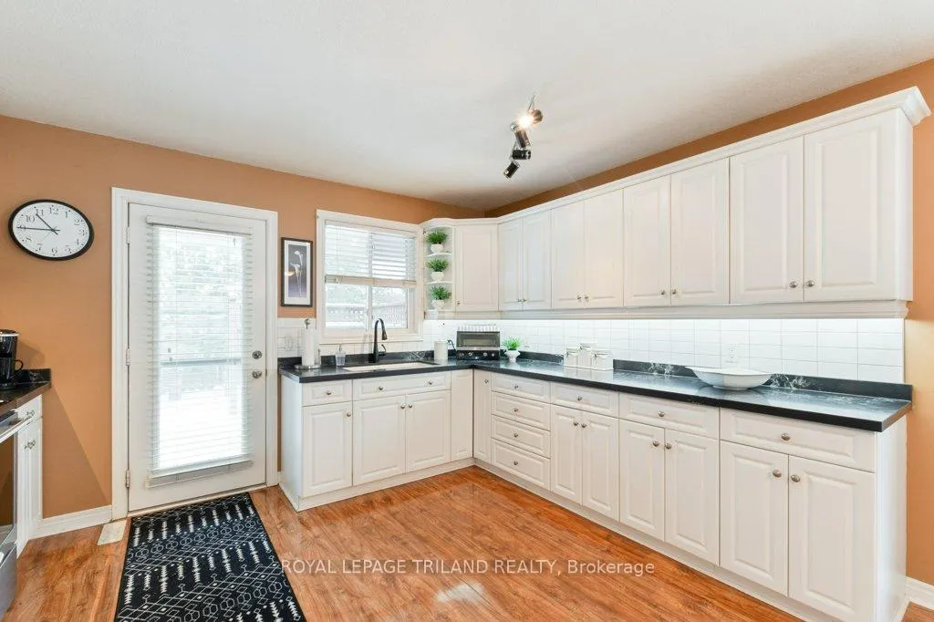 Photo 13 of 530 Highview Drive, St. Thomas — HOMEH