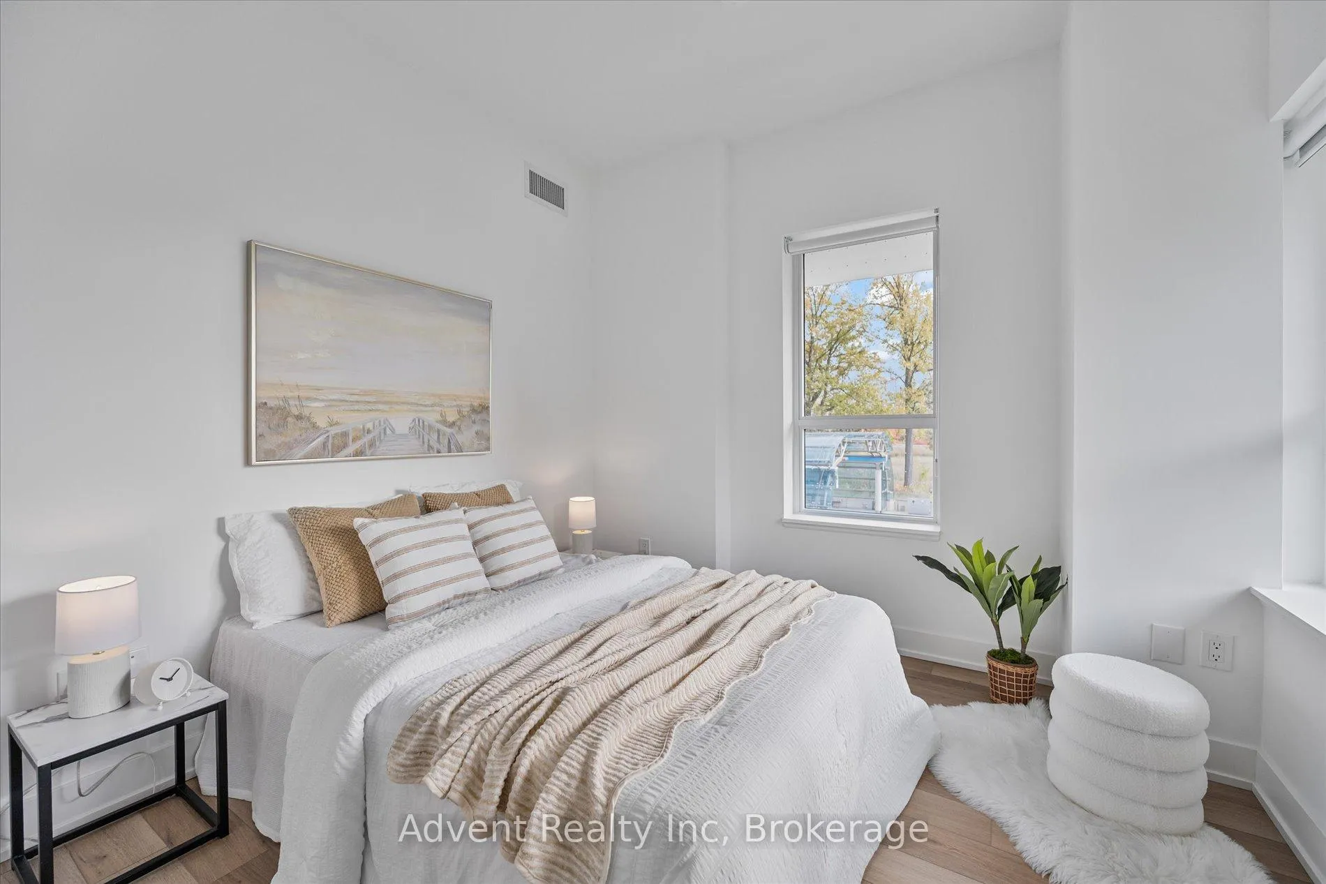Photo 19 of Unit 127W, 8 Cedarland Drive, Markham, Unionville — HOMEH