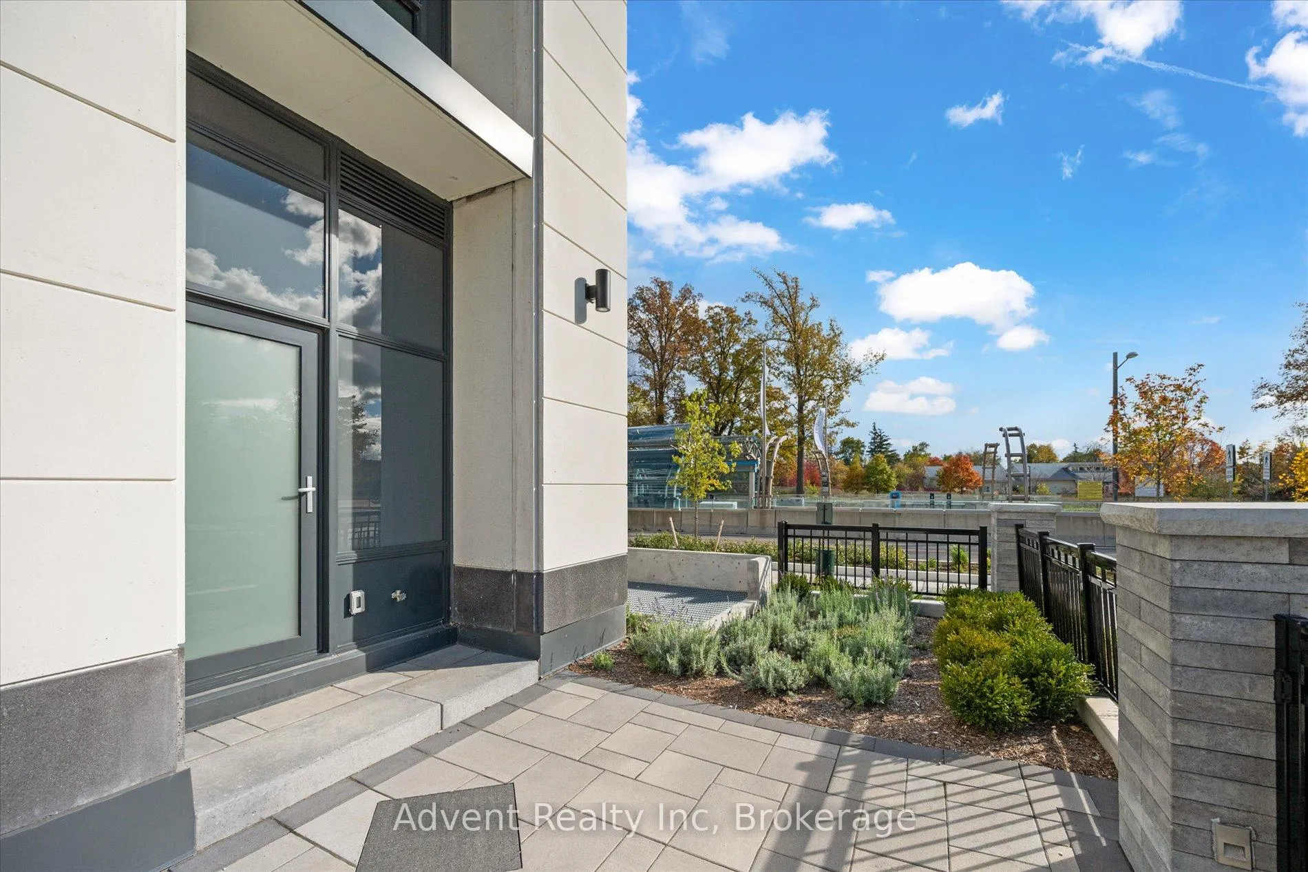 Photo 36 of Unit 127W, 8 Cedarland Drive, Markham, Unionville — HOMEH