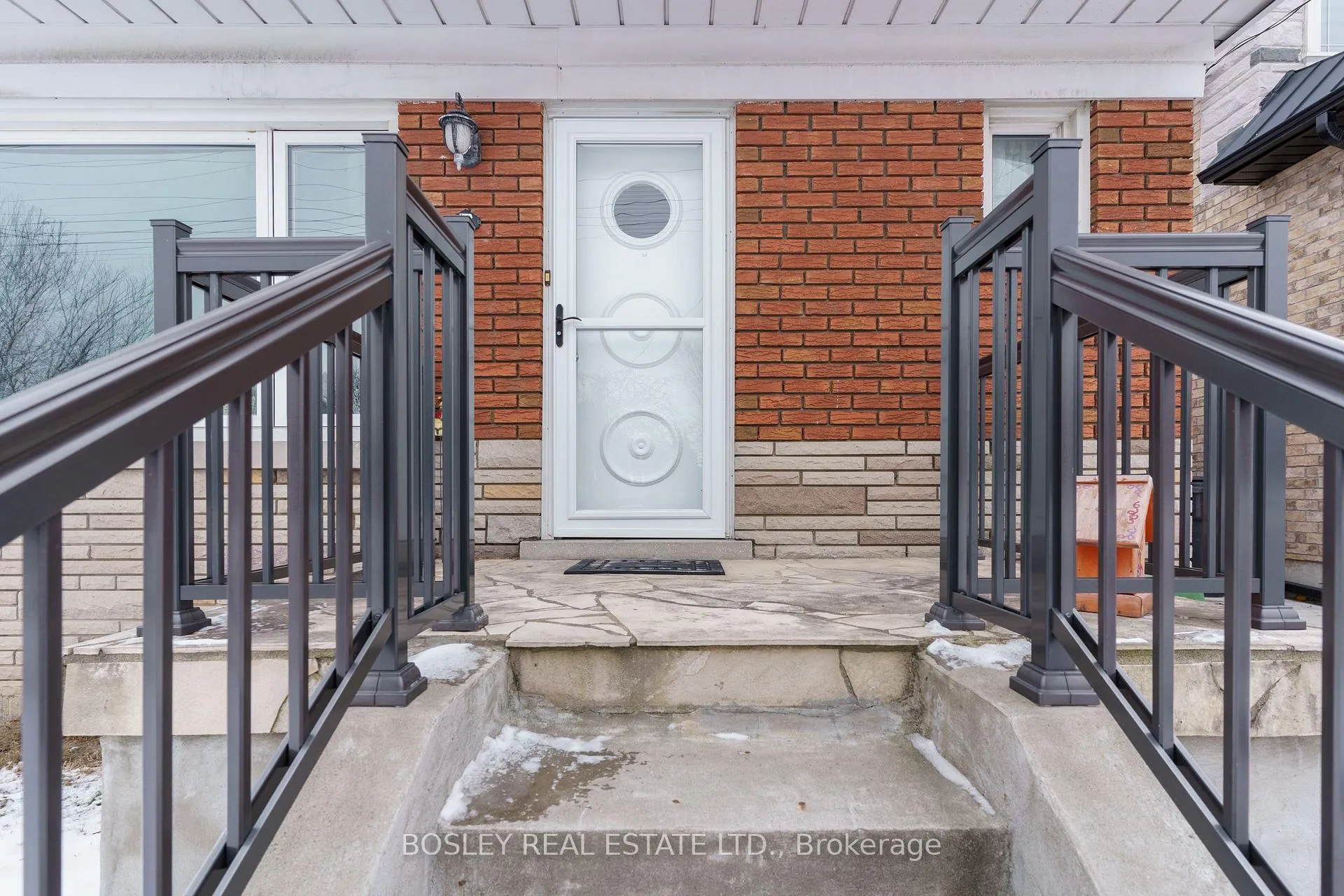 Photo 2 of 7 Scranton Road, Scarborough, Woburn — HOMEH