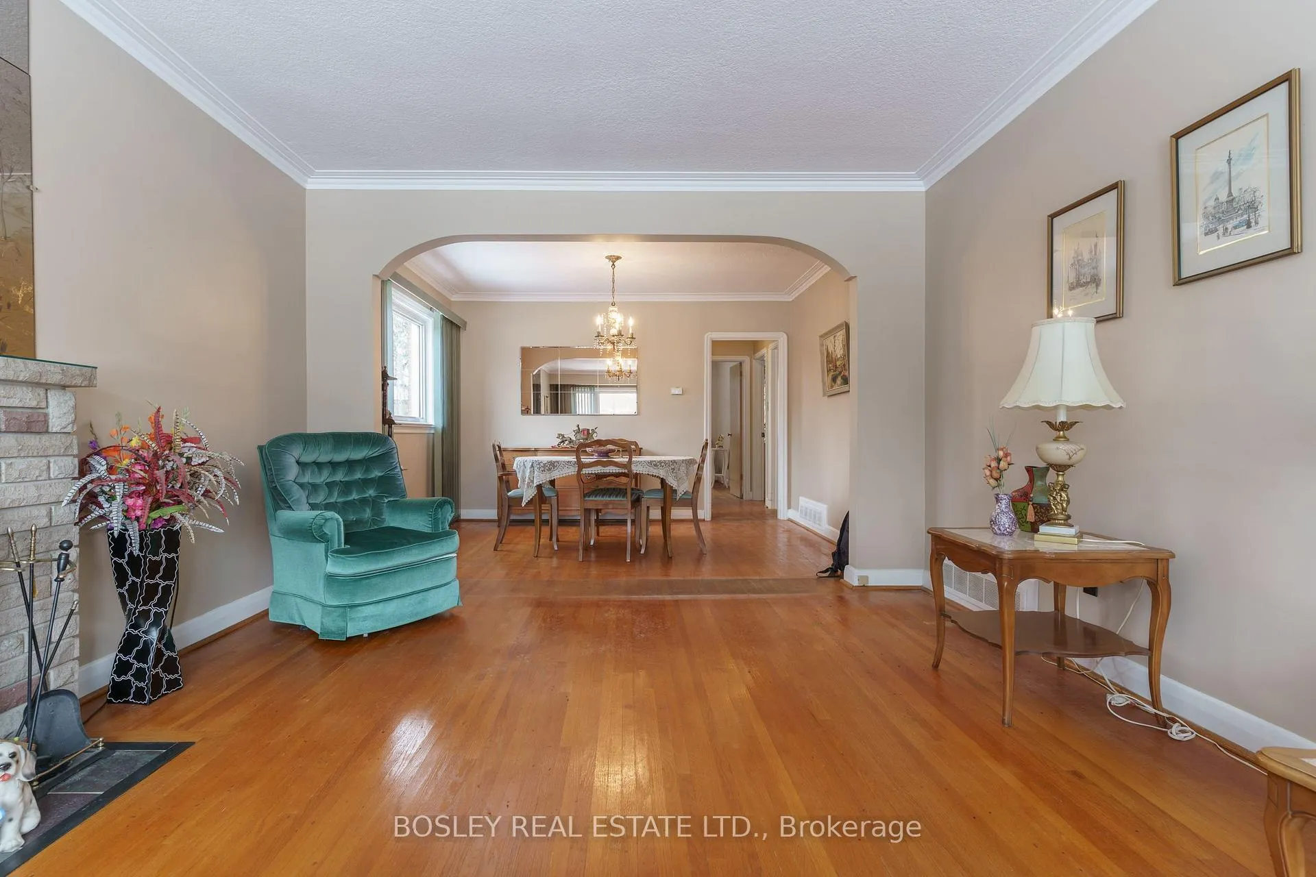 Photo 6 of 7 Scranton Road, Scarborough, Woburn — HOMEH