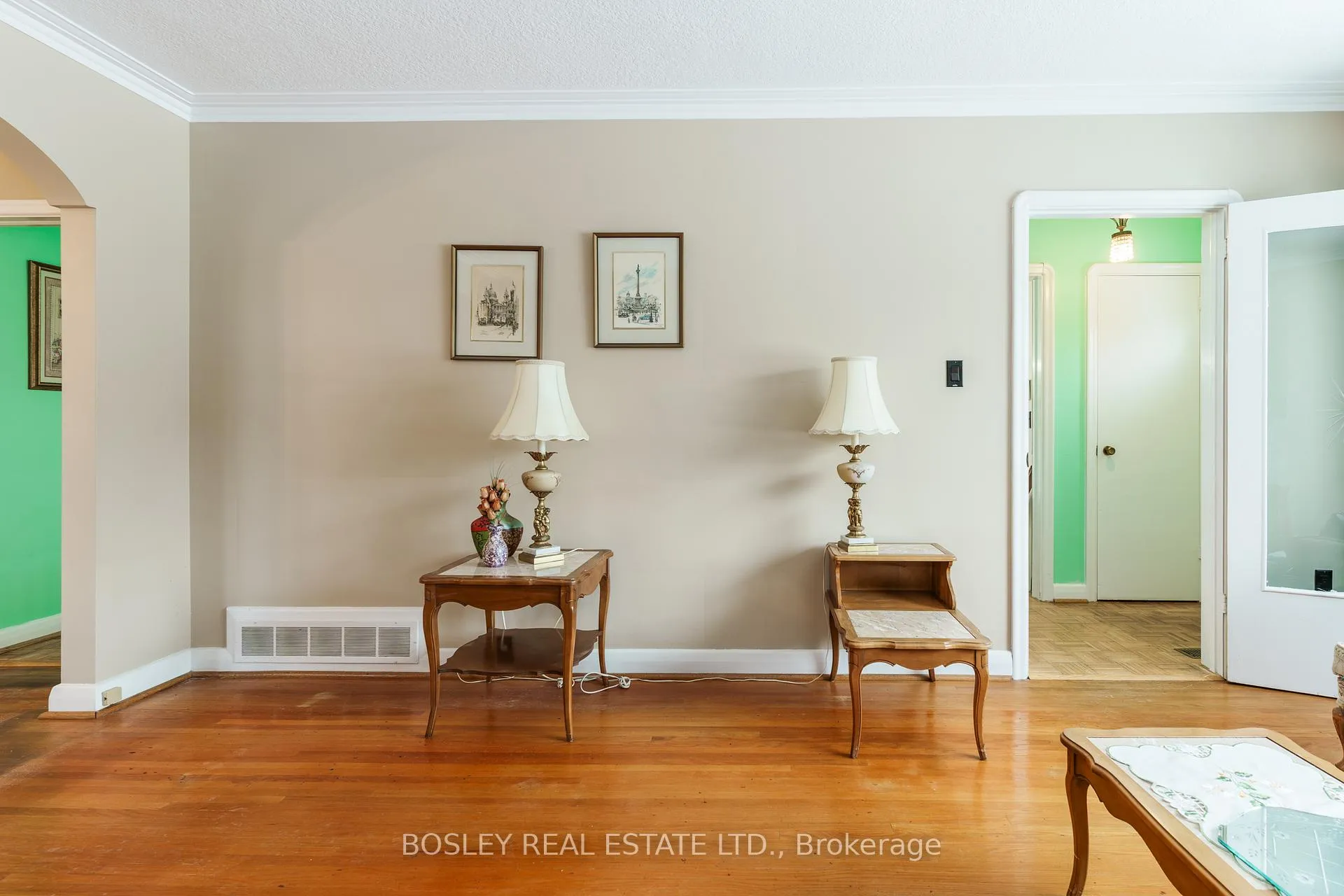 Photo 9 of 7 Scranton Road, Scarborough, Woburn — HOMEH