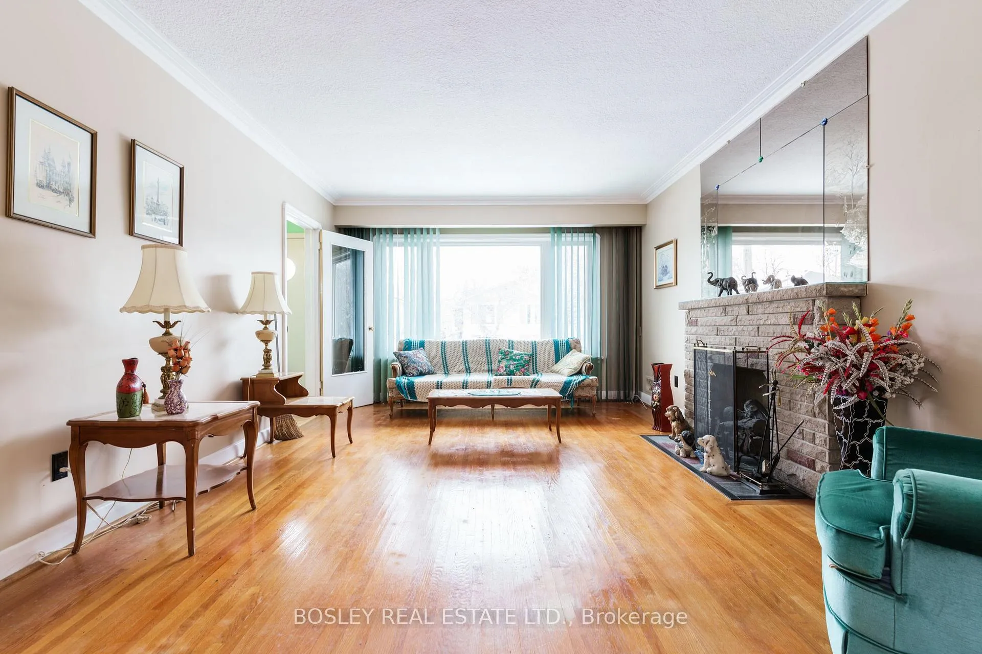 Photo 15 of 7 Scranton Road, Scarborough, Woburn — HOMEH