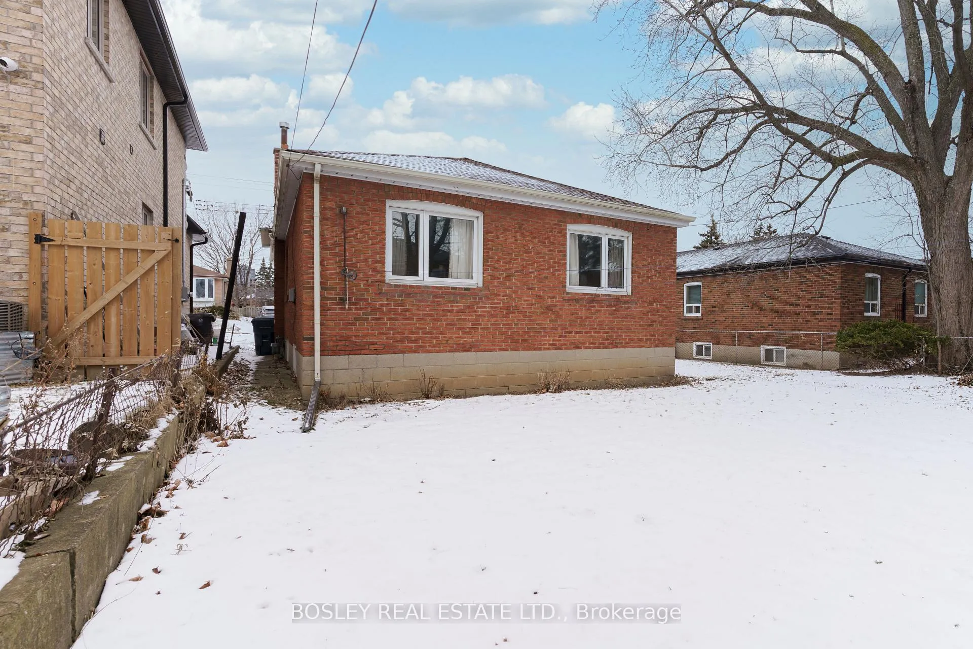 Photo 34 of 7 Scranton Road, Scarborough, Woburn — HOMEH
