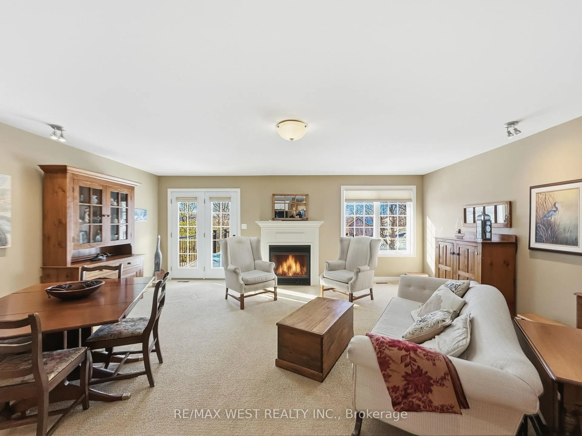 Photo 2 of Unit 2, 59 Orchard Way, Prince Edward County, Sophiasburg Ward — HOMEH