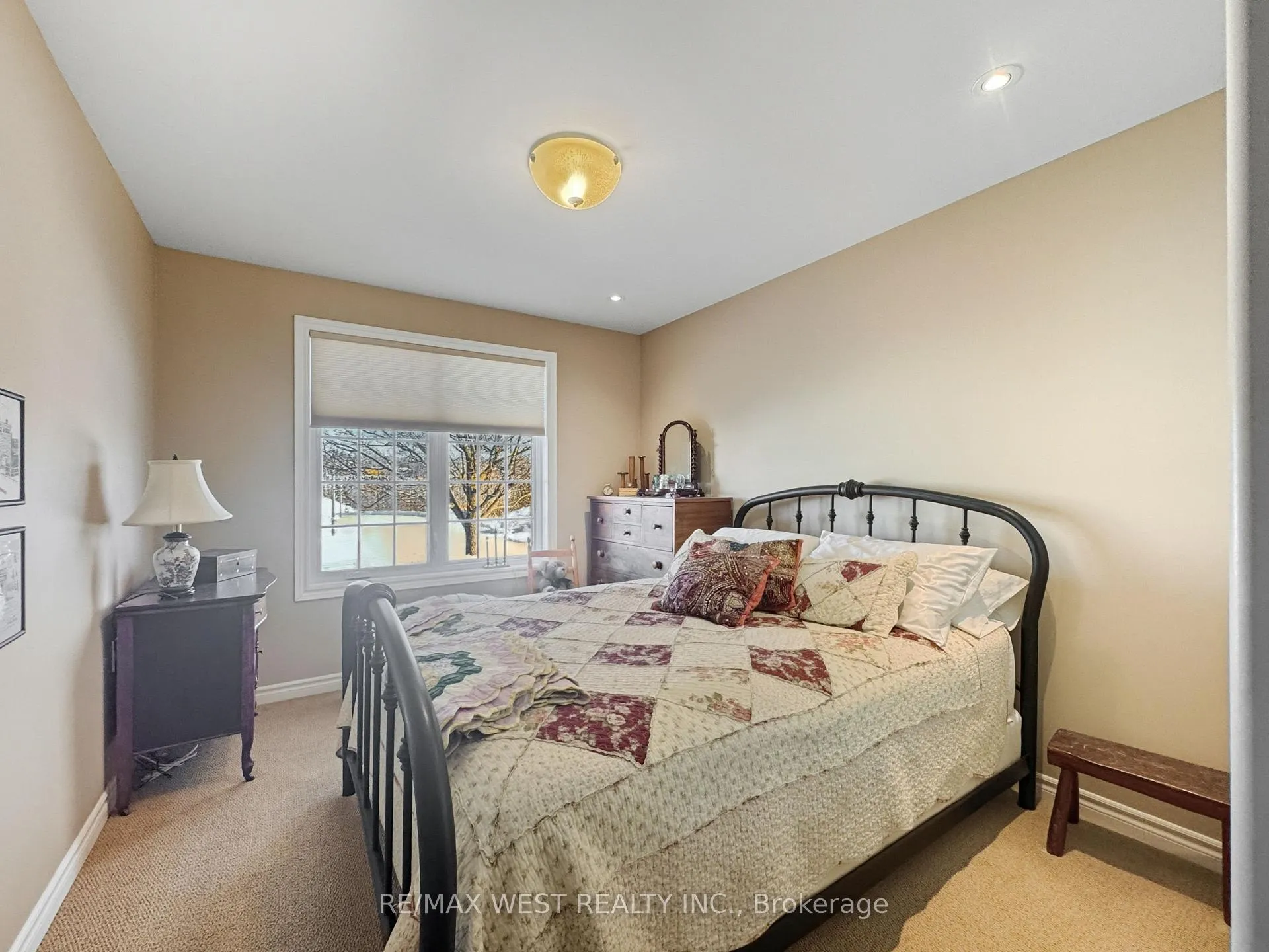 Photo 6 of Unit 2, 59 Orchard Way, Prince Edward County, Sophiasburg Ward — HOMEH