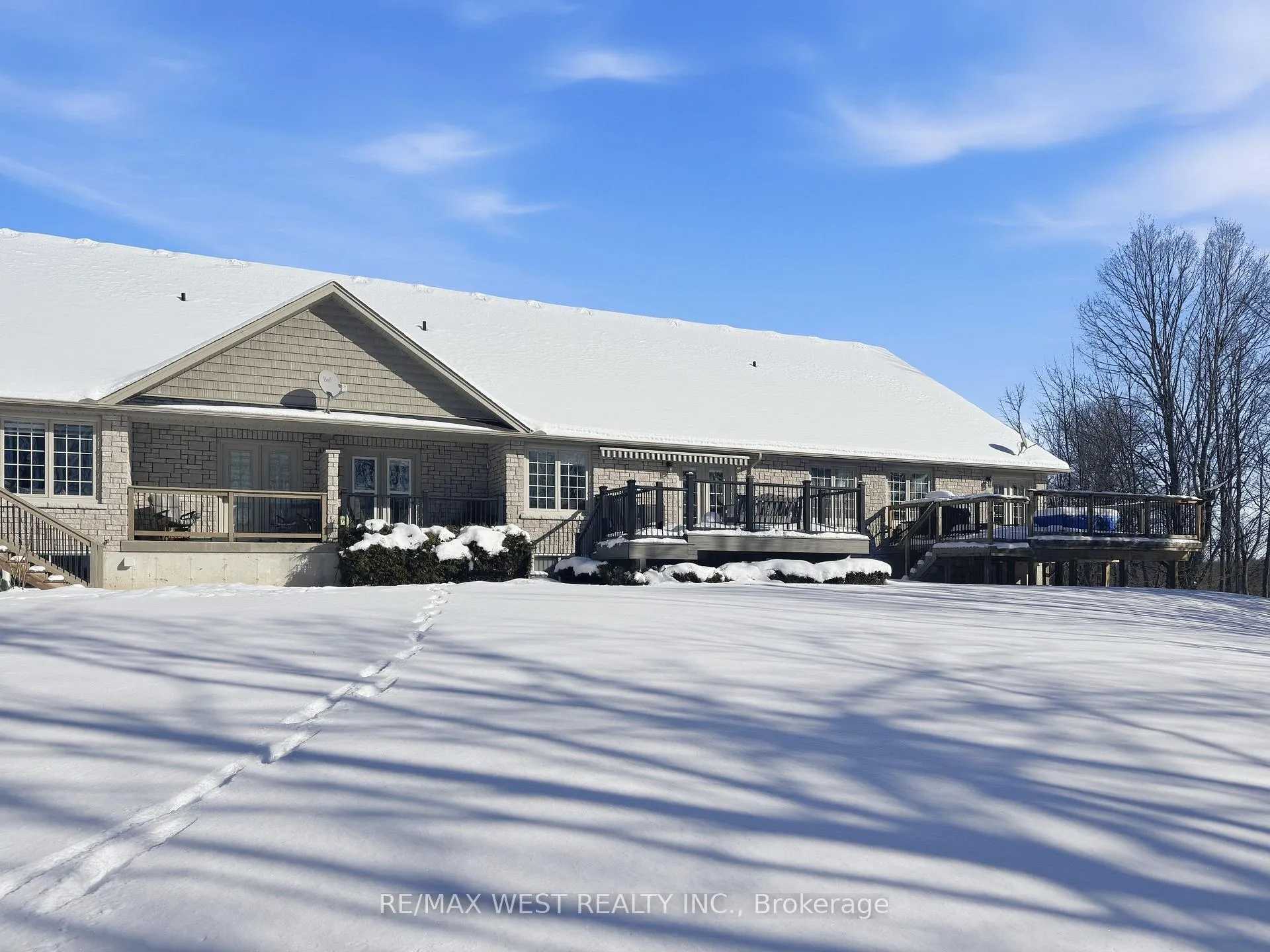 Photo 12 of Unit 2, 59 Orchard Way, Prince Edward County, Sophiasburg Ward — HOMEH