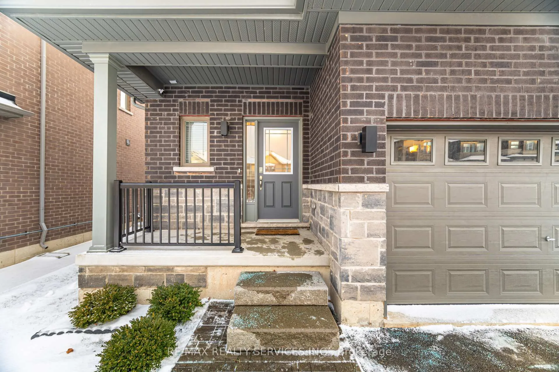 Photo 3 of 4062 Thomas Street, Lincoln, Beamsville — HOMEH