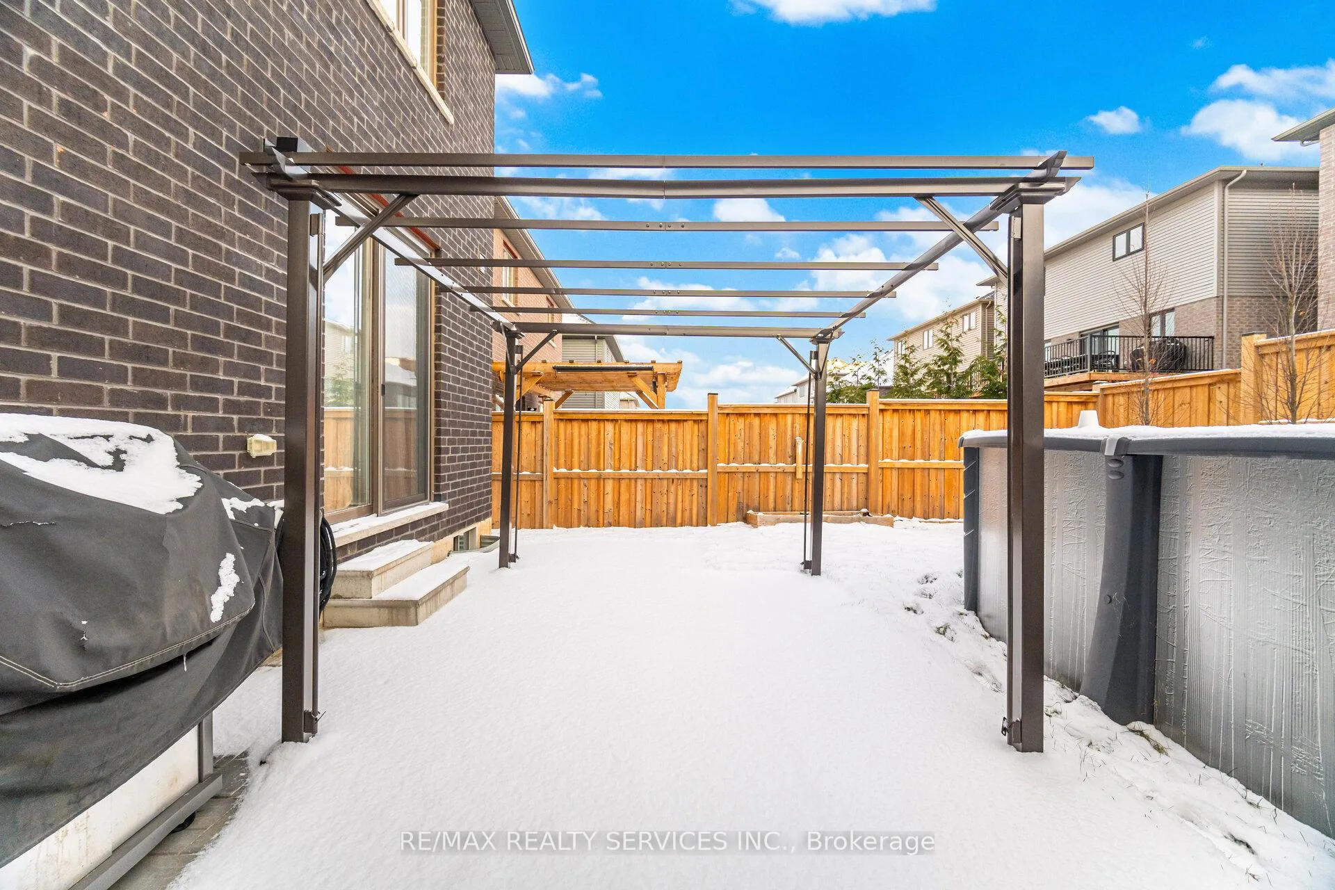 Photo 38 of 4062 Thomas Street, Lincoln, Beamsville — HOMEH