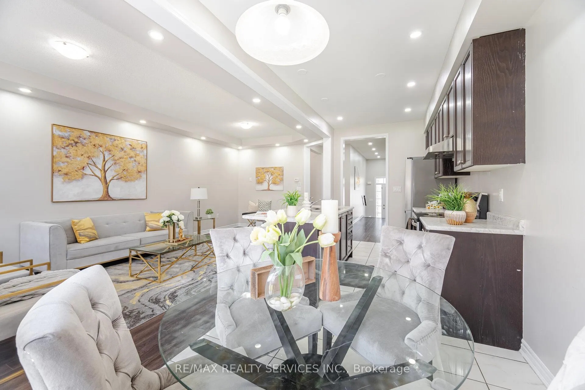 Photo 14 of 27 Phyllis Drive, Caledon, Rural Caledon — HOMEH