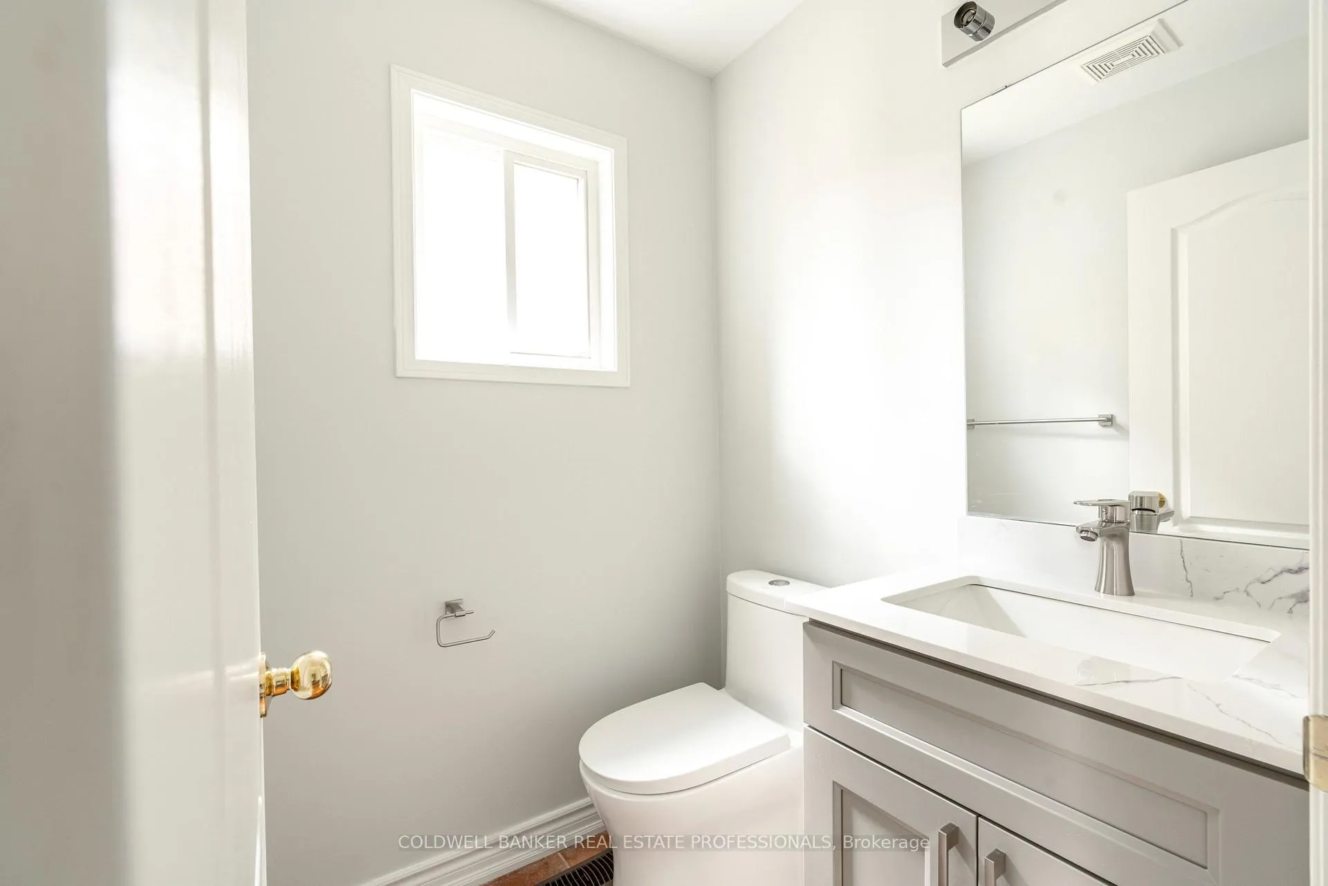 Photo 2 of 112 Edward Jeffreys Avenue, Markham, Wismer — HOMEH