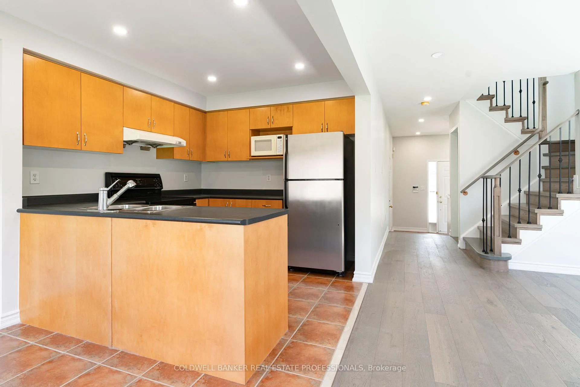 Photo 6 of 112 Edward Jeffreys Avenue, Markham, Wismer — HOMEH