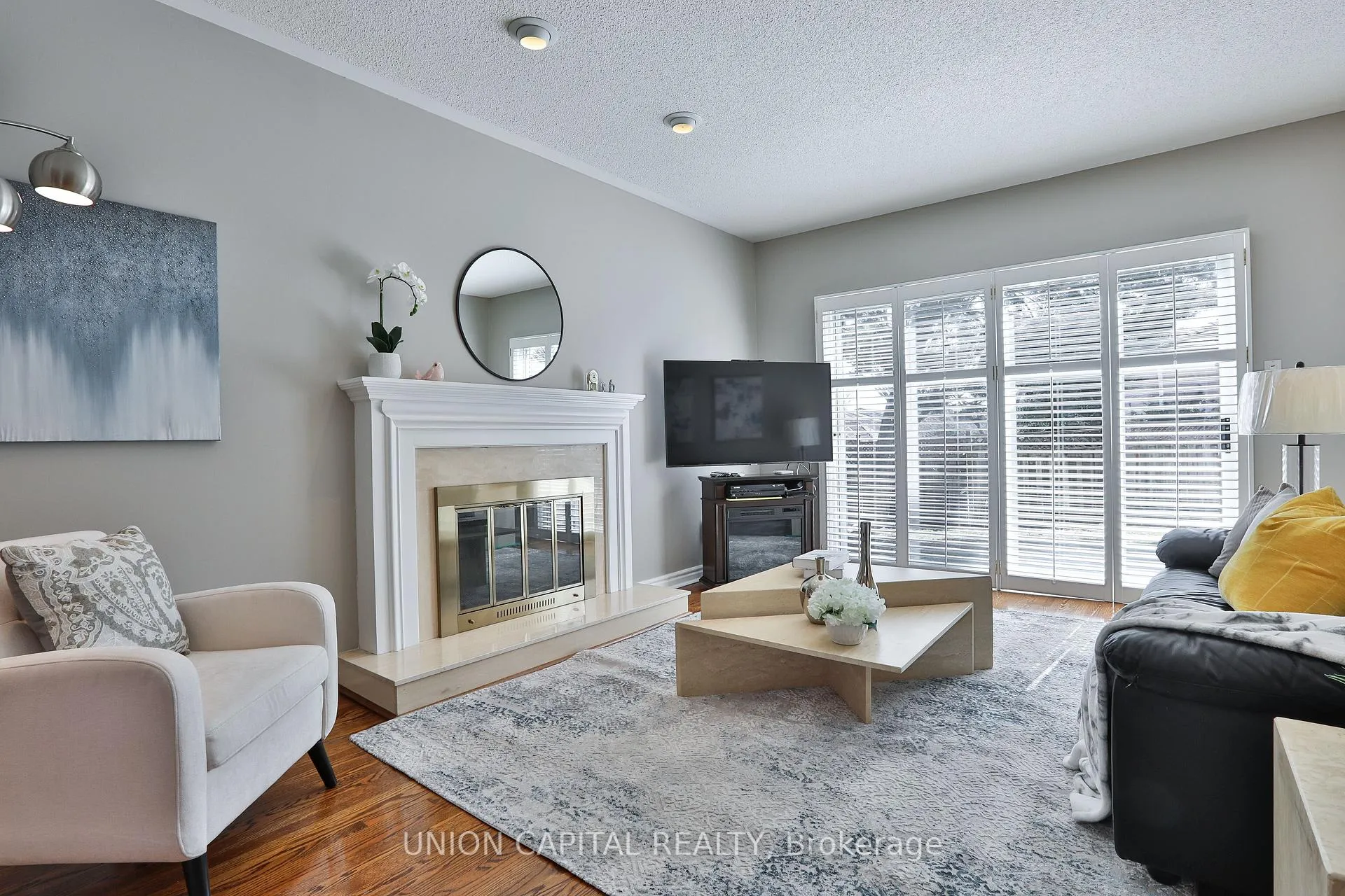 Photo 9 of 1 William Craig Court, Markham, Buttonville — HOMEH