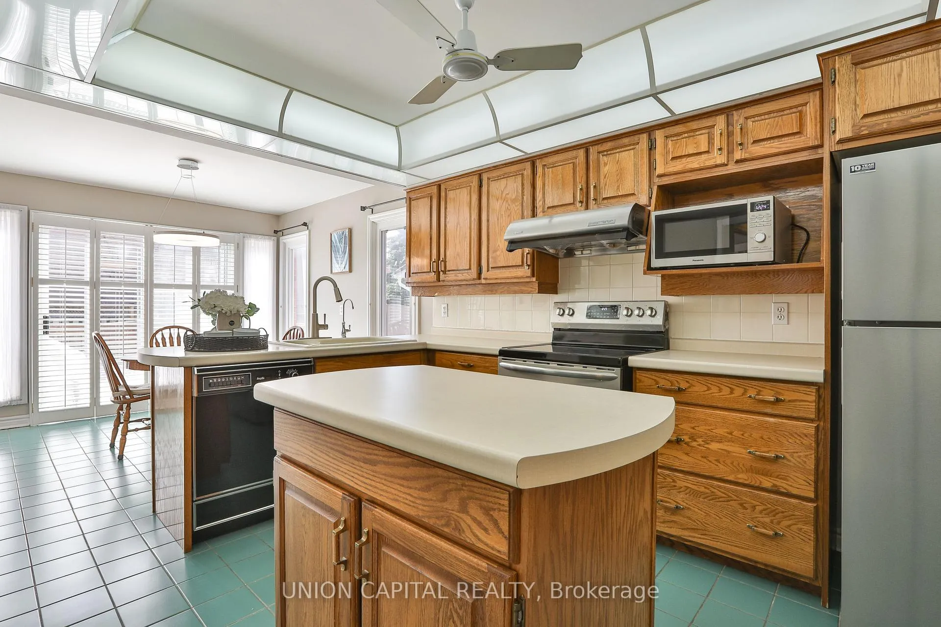 Photo 15 of 1 William Craig Court, Markham, Buttonville — HOMEH