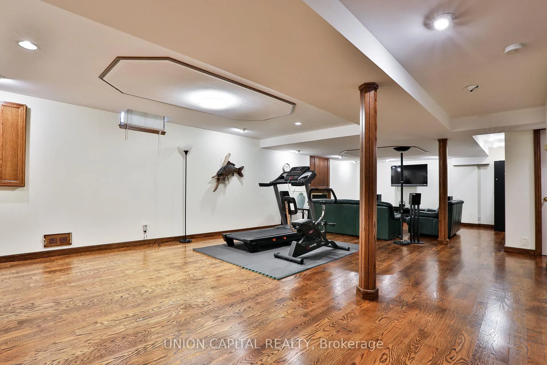 Photo 34 of 1 William Craig Court, Markham, Buttonville — HOMEH