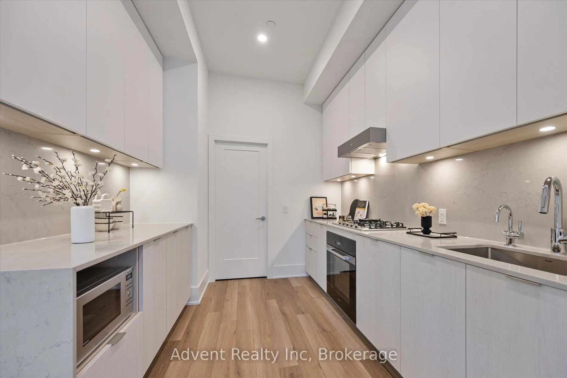 Photo 10 of Unit 115W, 9 Clegg Road, Markham, Unionville — HOMEH