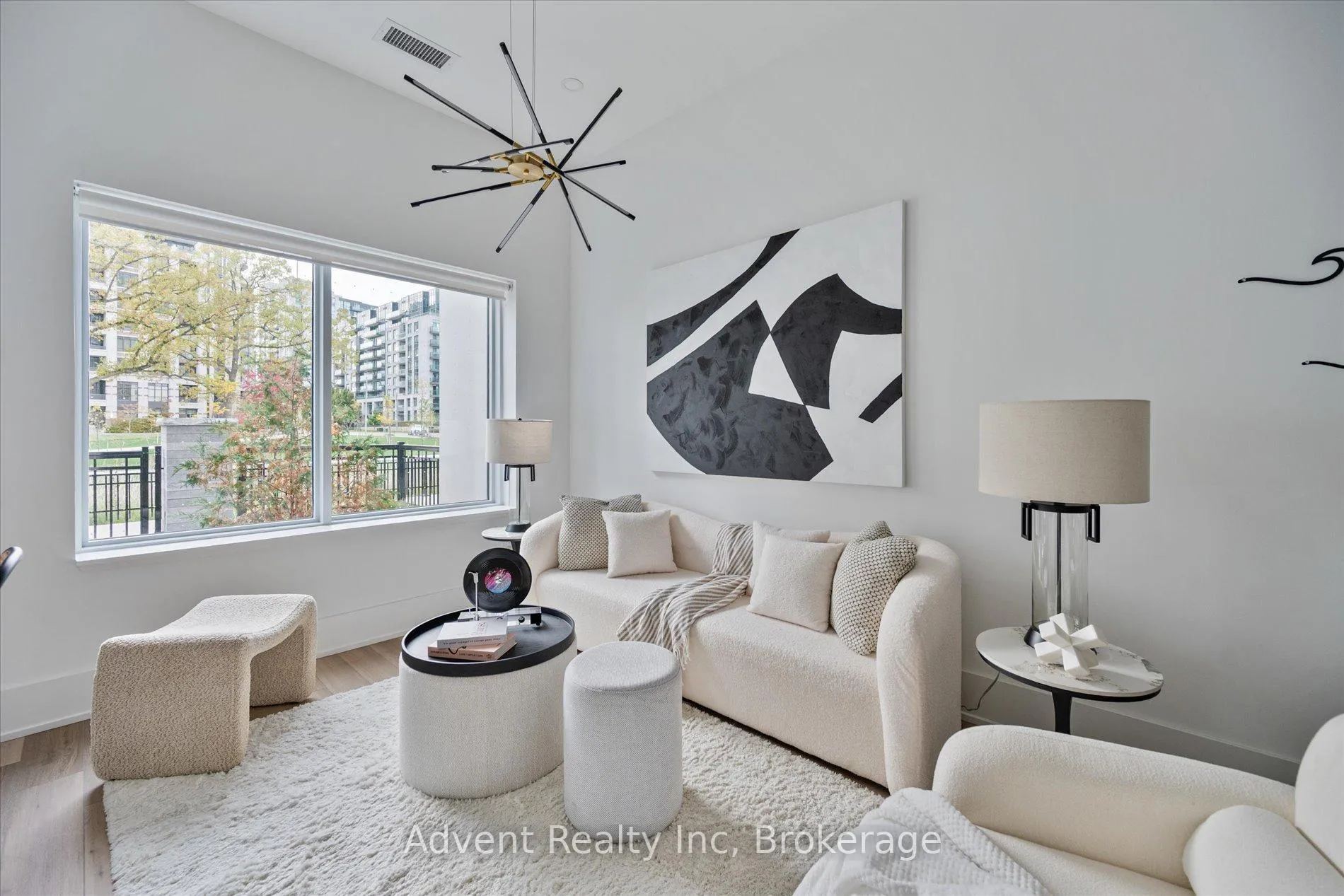 Photo 14 of Unit 115W, 9 Clegg Road, Markham, Unionville — HOMEH