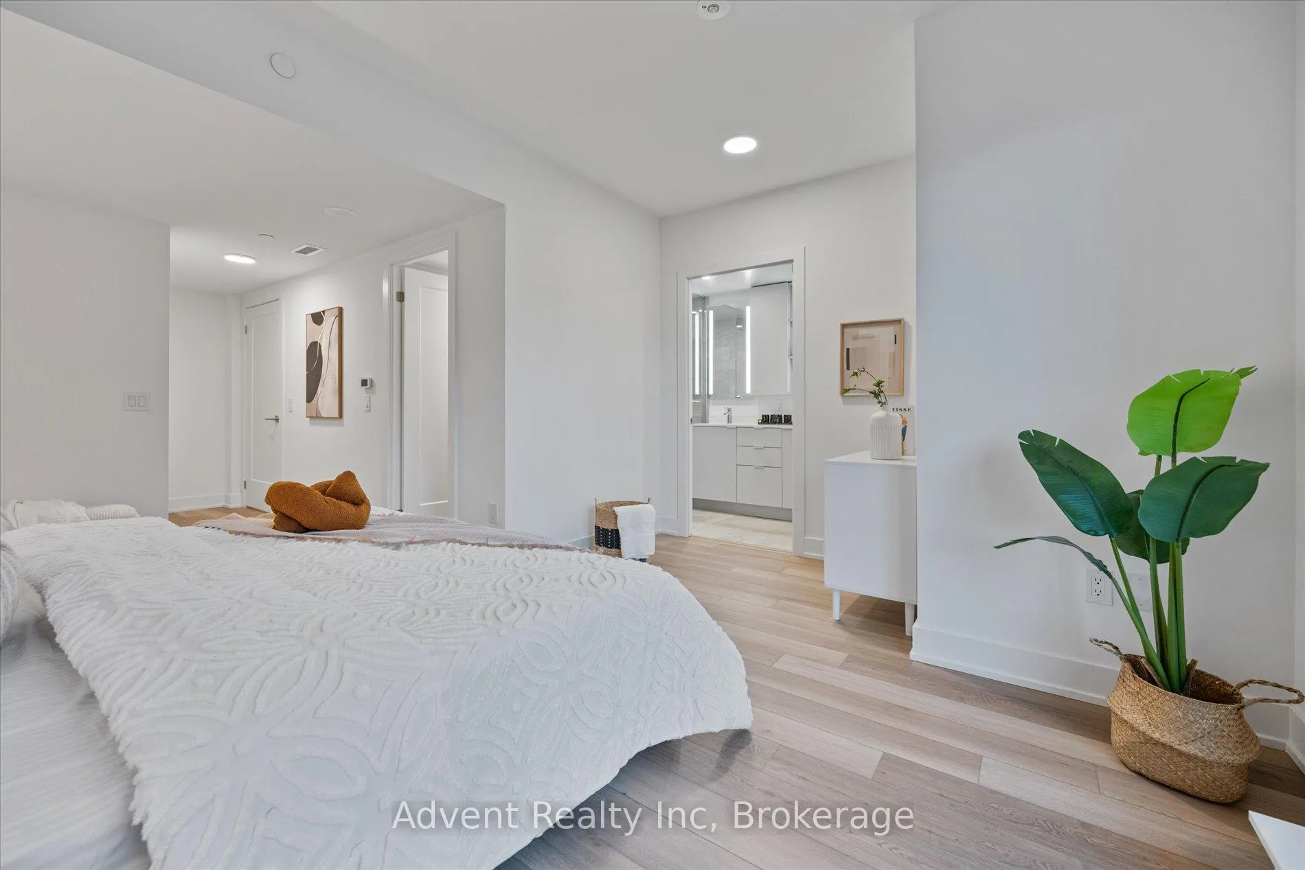 Photo 26 of Unit 115W, 9 Clegg Road, Markham, Unionville — HOMEH