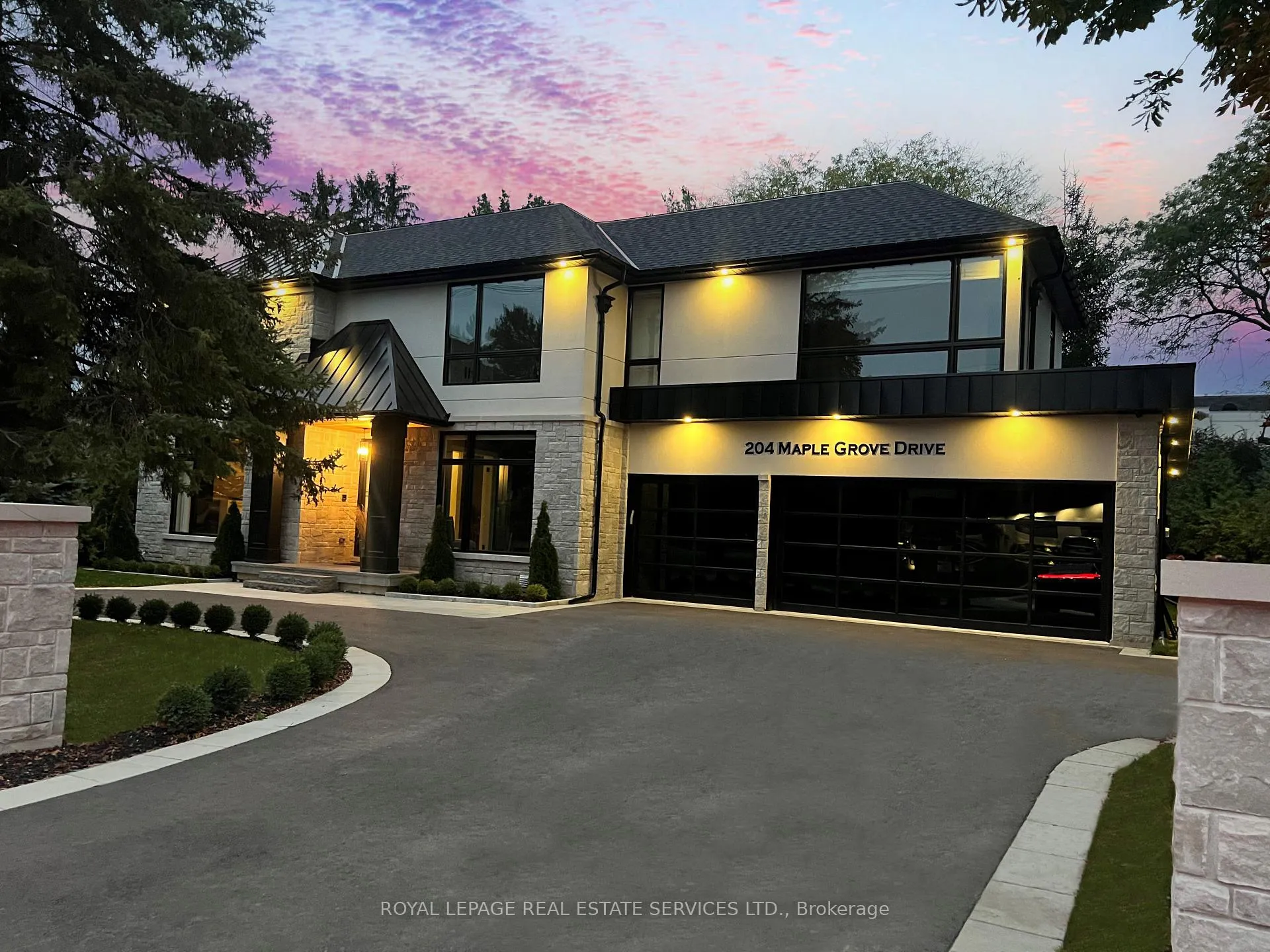 Photo 1 of 204 Maple Grove Drive, Oakville, Morrison — HOMEH