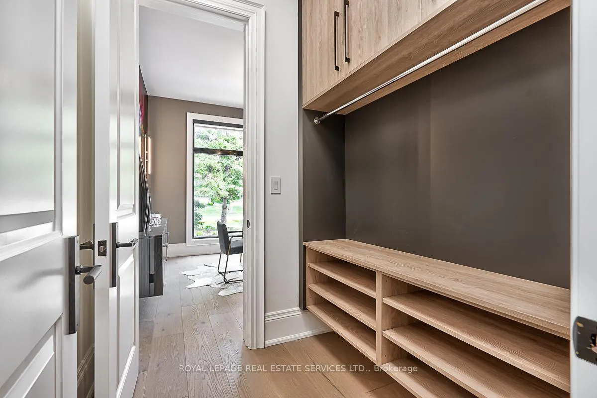 Photo 7 of 204 Maple Grove Drive, Oakville, Morrison — HOMEH