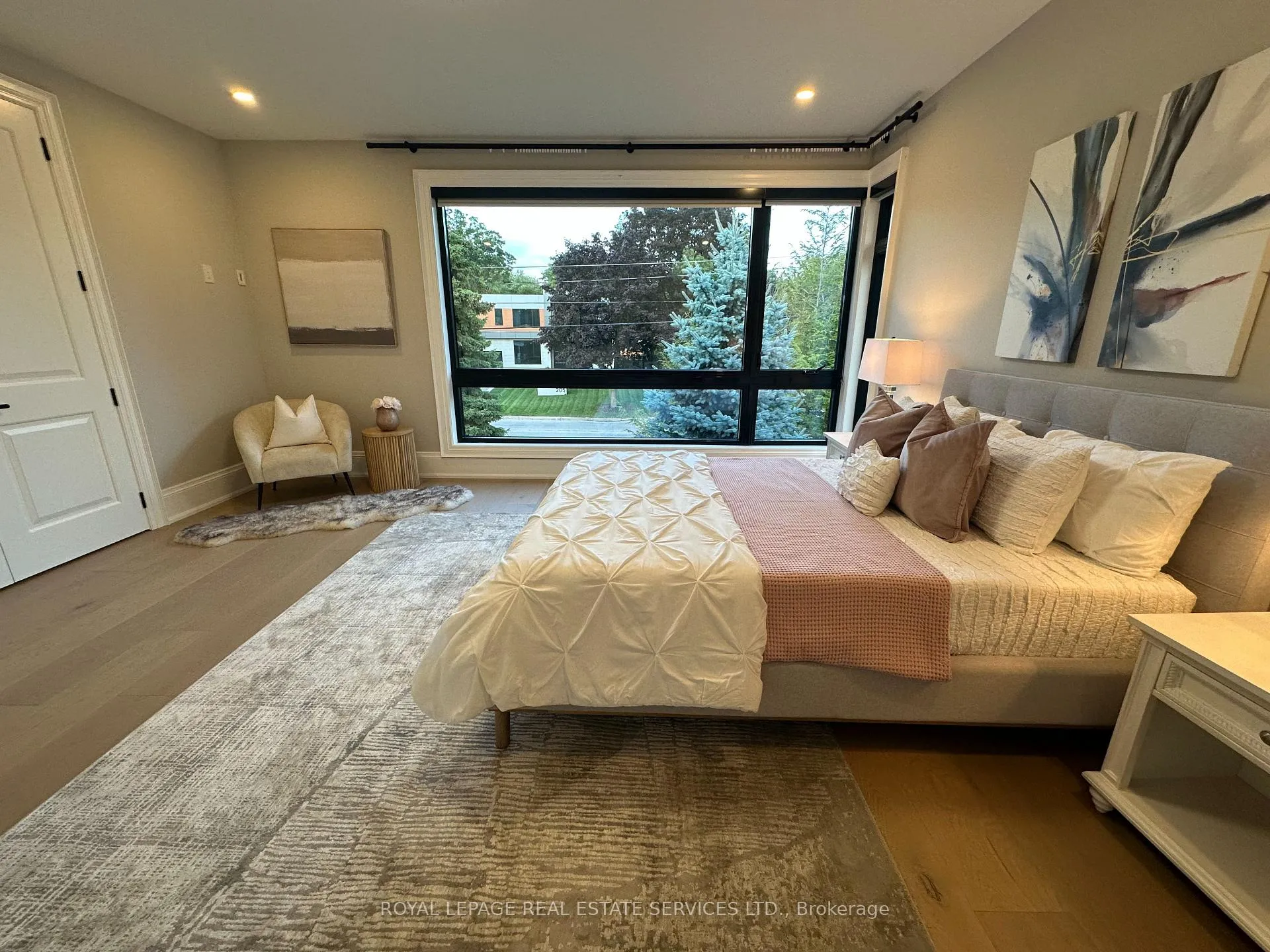 Photo 31 of 204 Maple Grove Drive, Oakville, Morrison — HOMEH