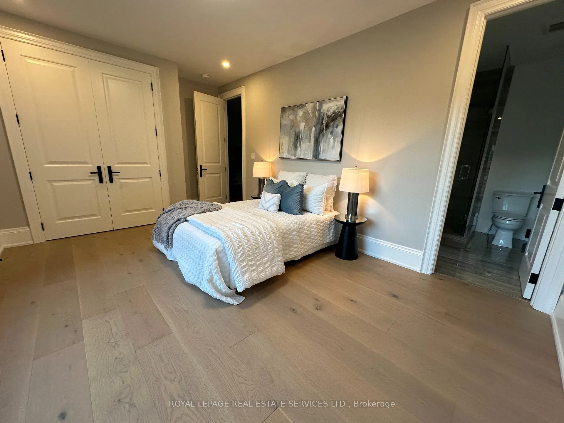 Photo 38 of 204 Maple Grove Drive, Oakville, Morrison — HOMEH