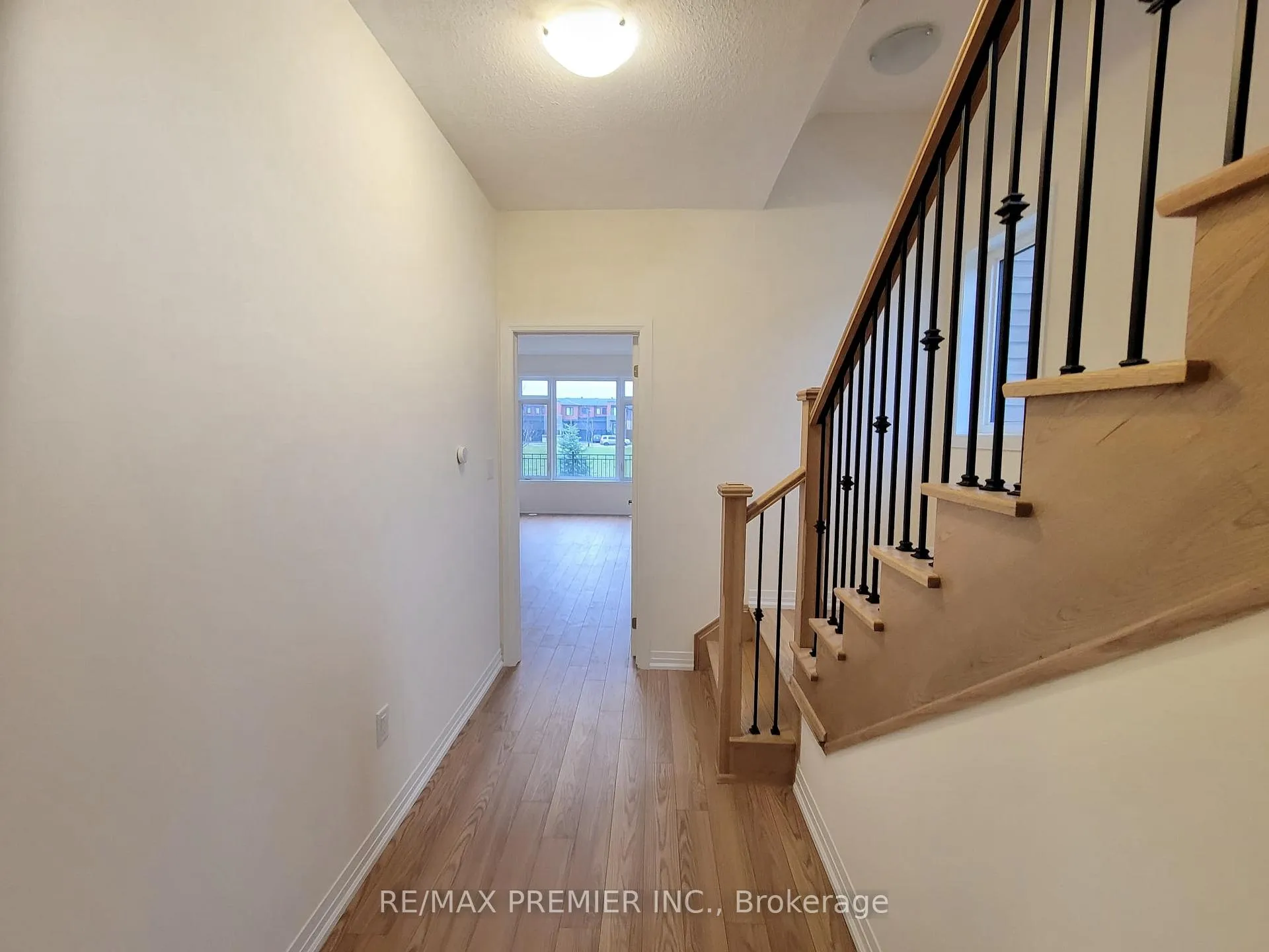 Photo 6 of 41 Cherry Hill Lane, Barrie, Painswick South — HOMEH